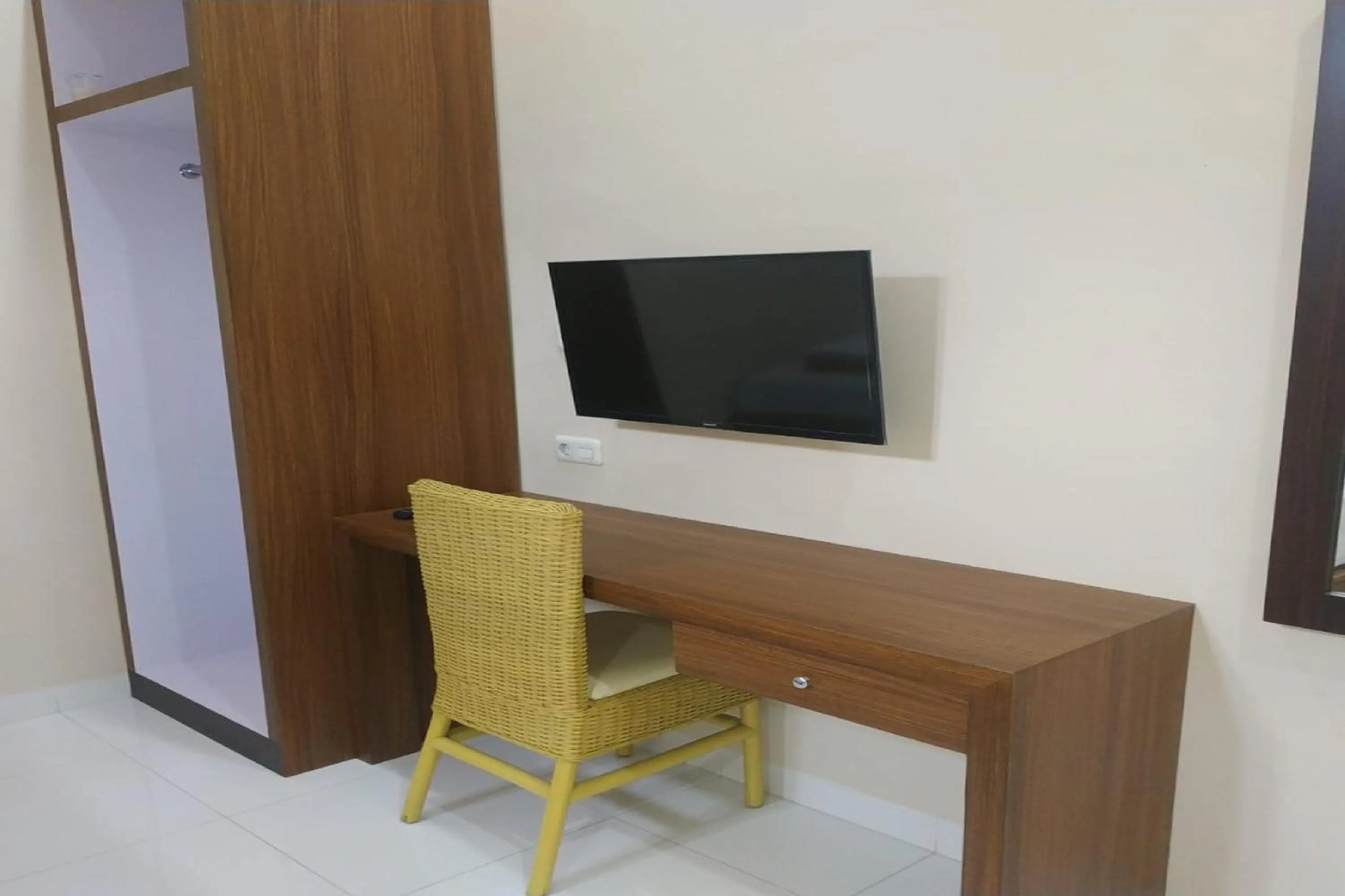 Bedroom in Nietsa Guest House Palu RedPartner