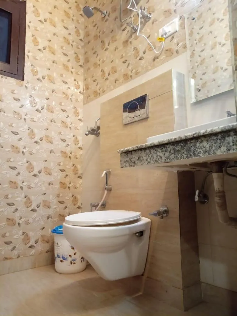 Bathroom in The Divine Oak