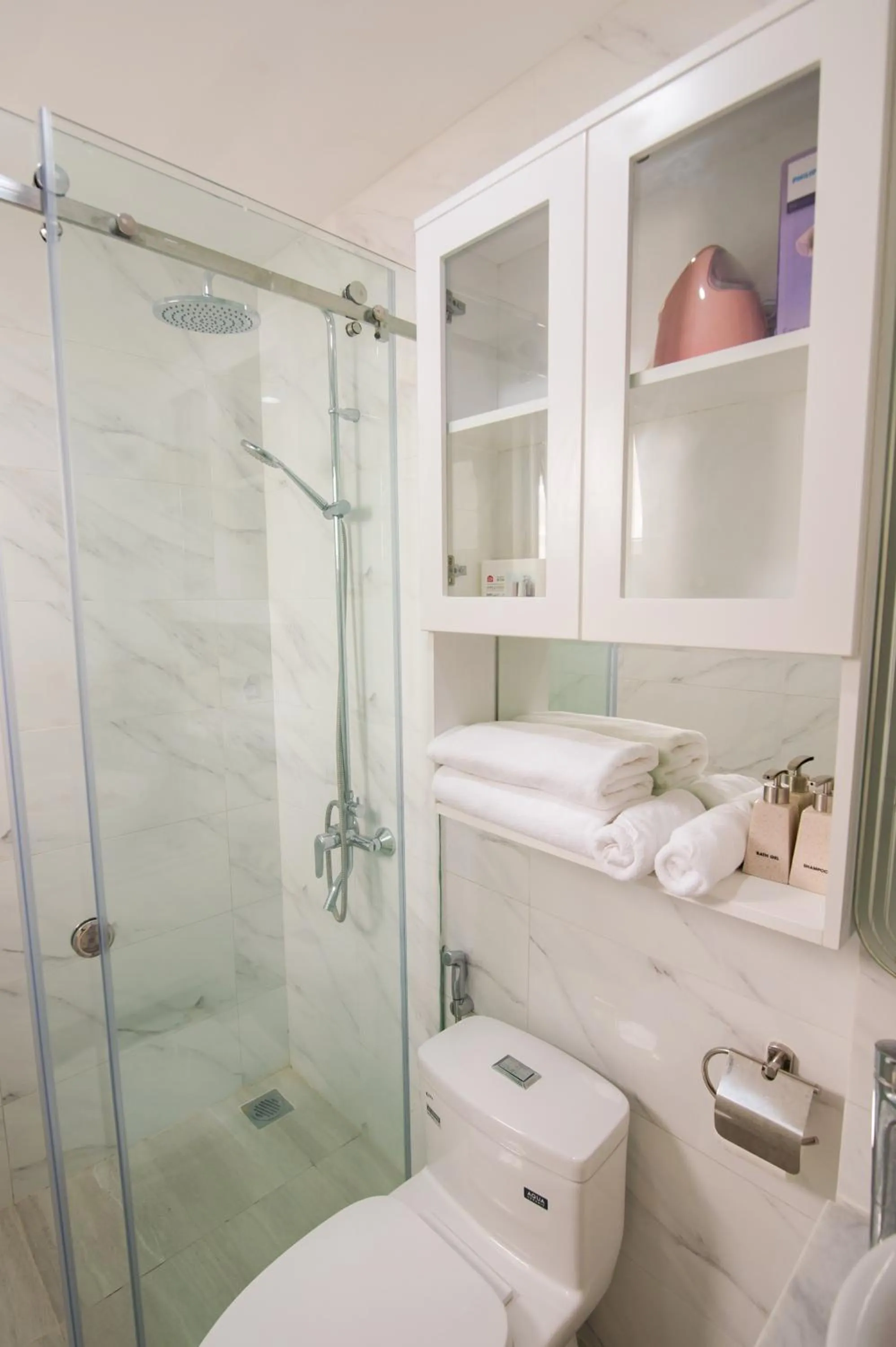 Shower in The View Hotel