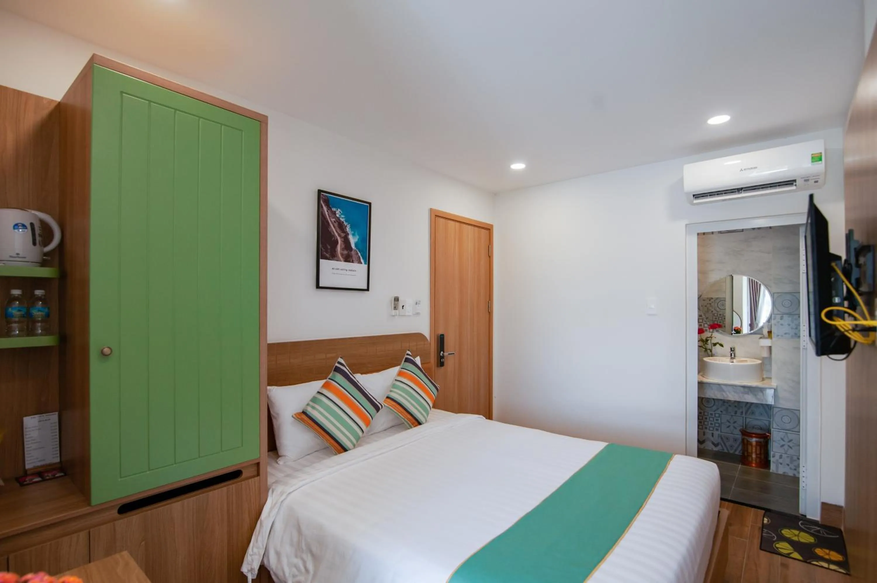 Bedroom, Bed in The View Hotel