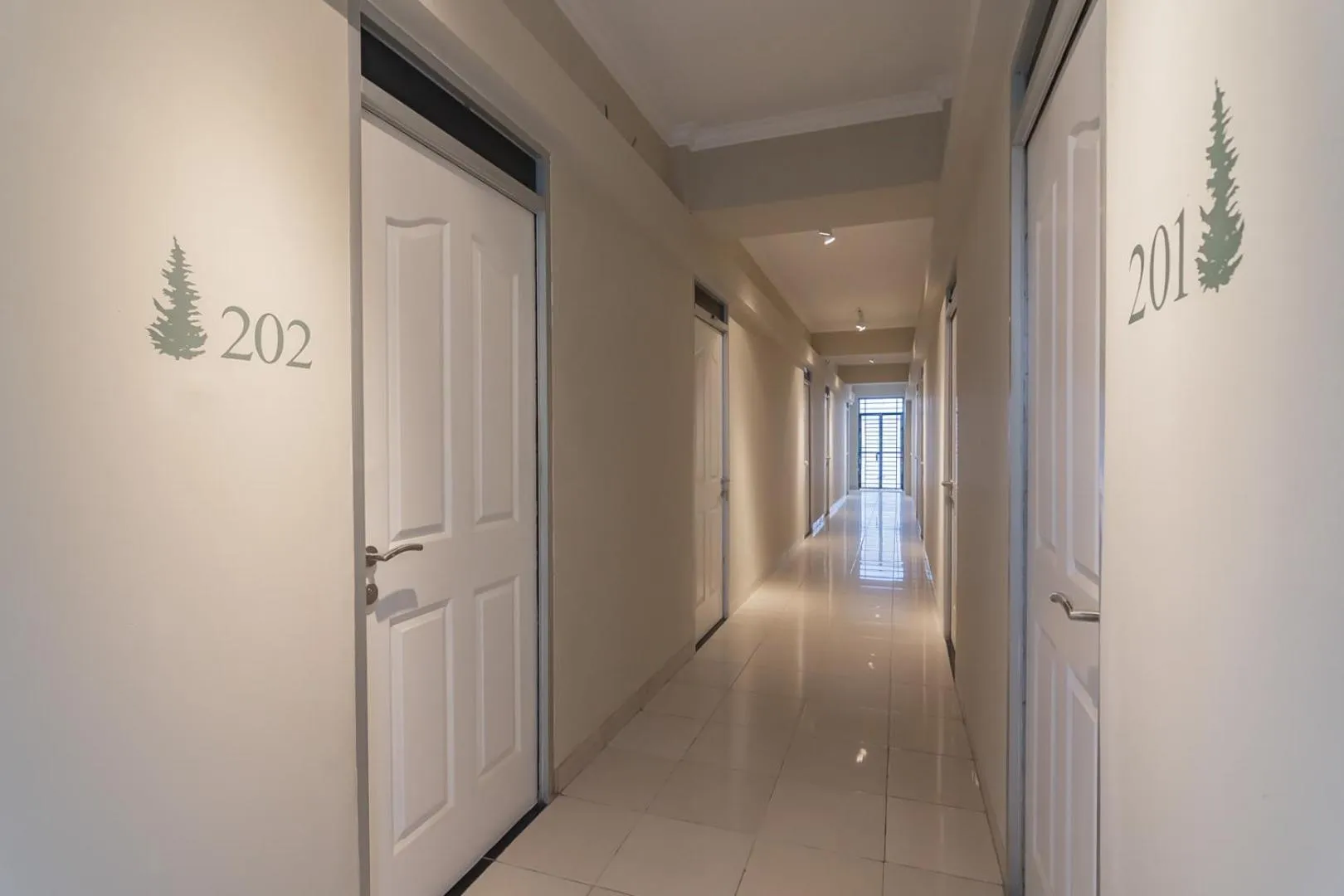 RedDoorz Plus @ Bagusrangin Street