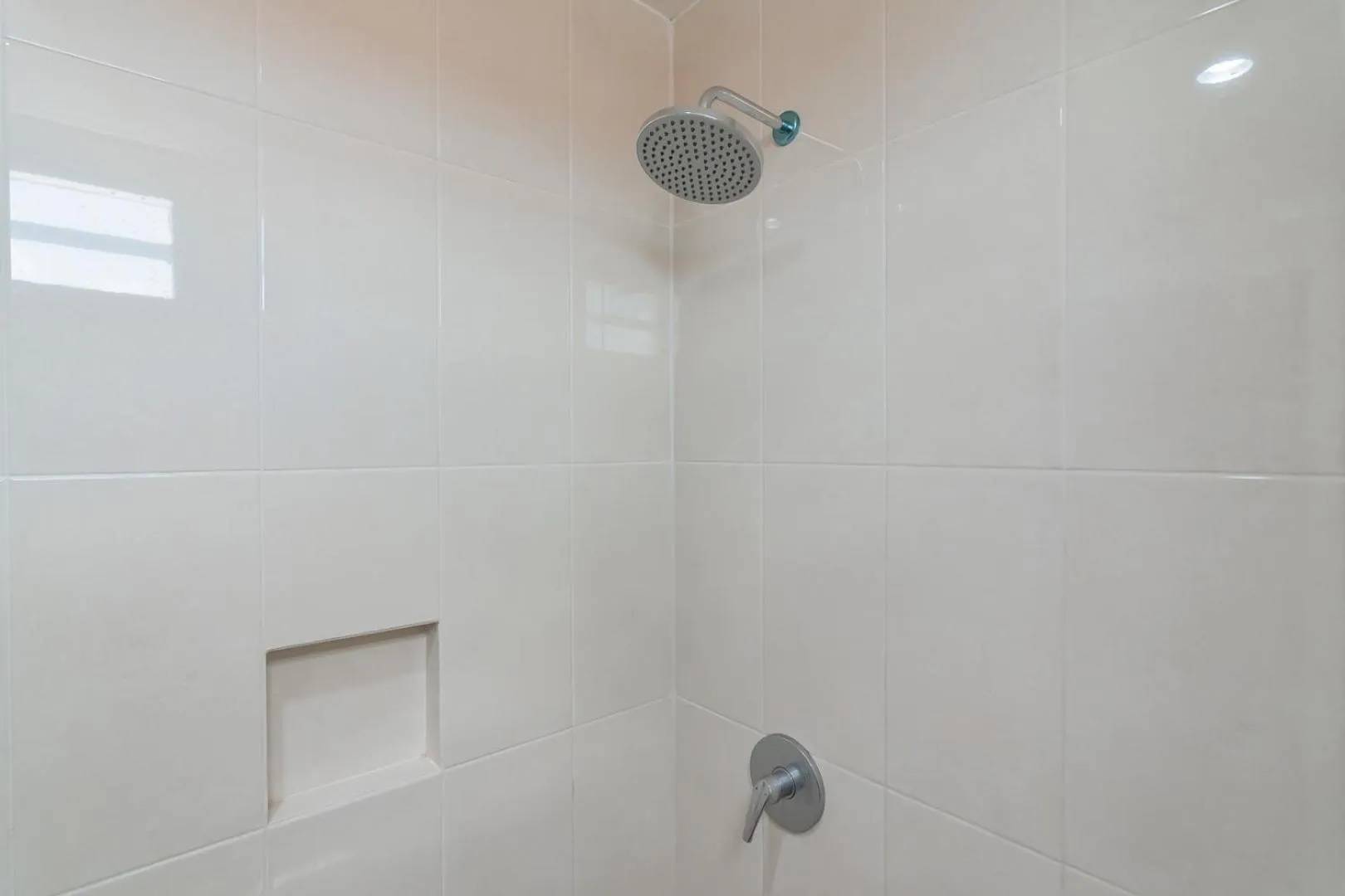 RedDoorz Syariah Plus near Tanjungpura University 2 Pontianak