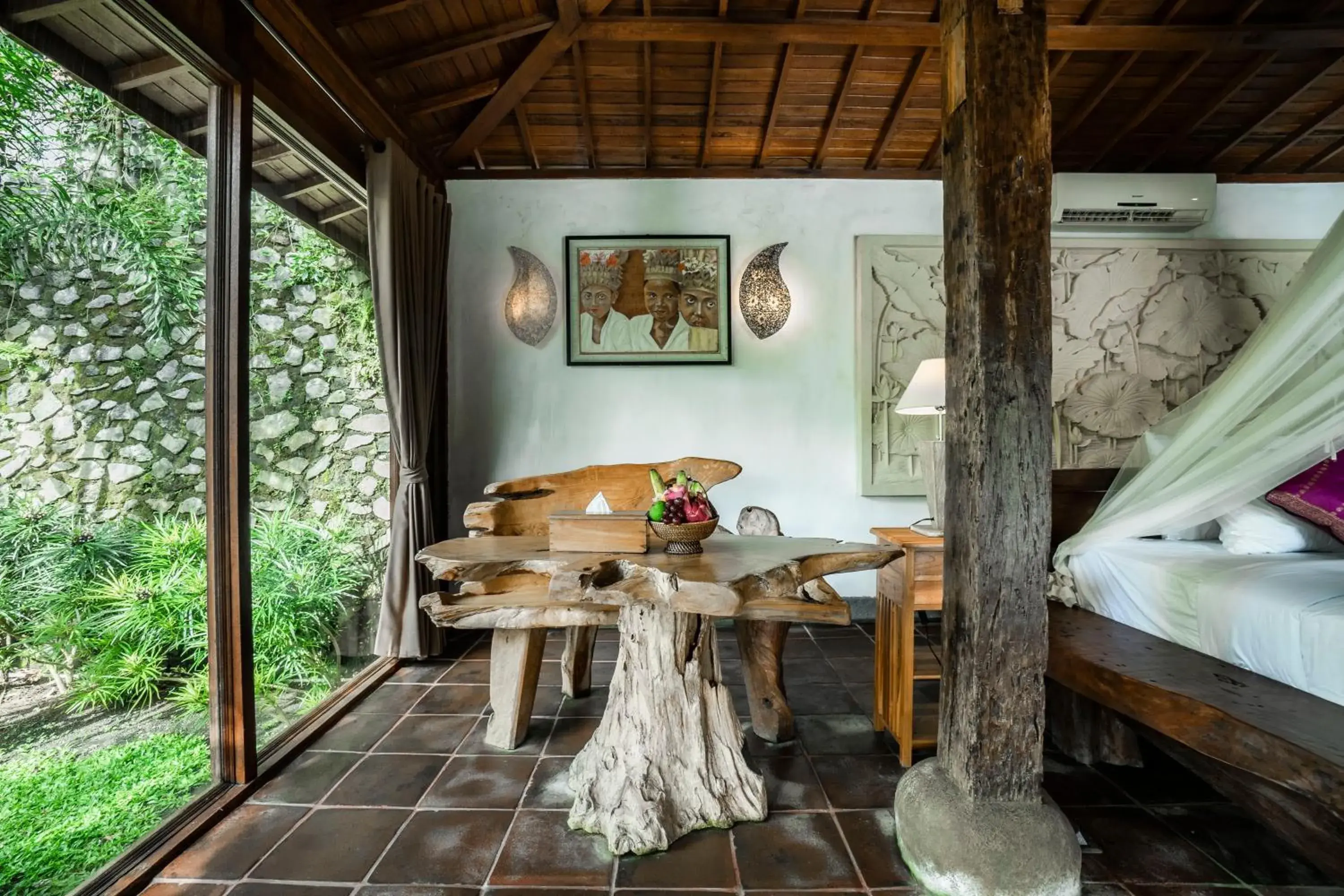 Bedroom in Magatama Villa by Mahaputra Bedroom in Magatama Villa by Mahaputra