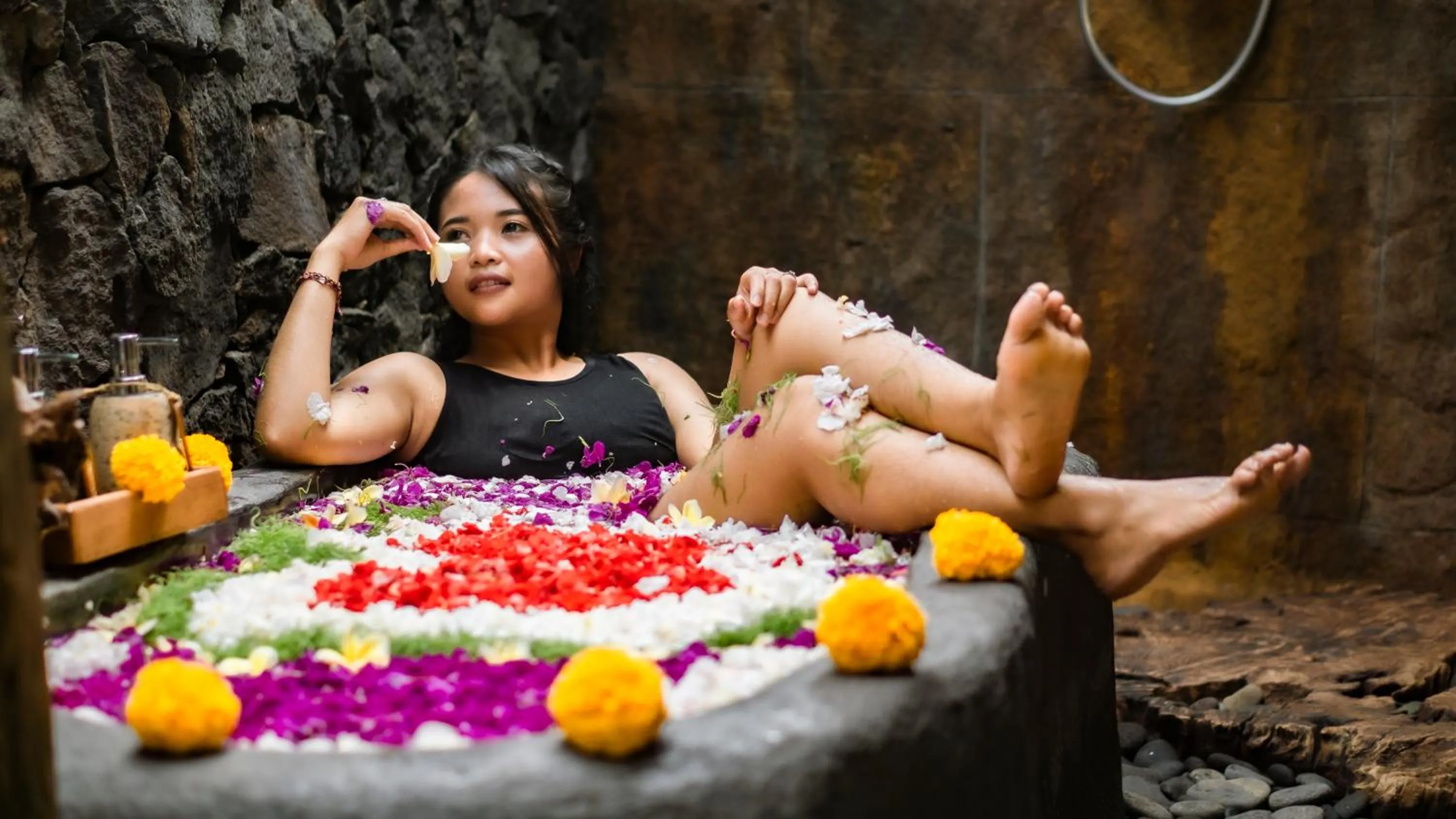 Bathroom in Magatama Villa by Mahaputra
