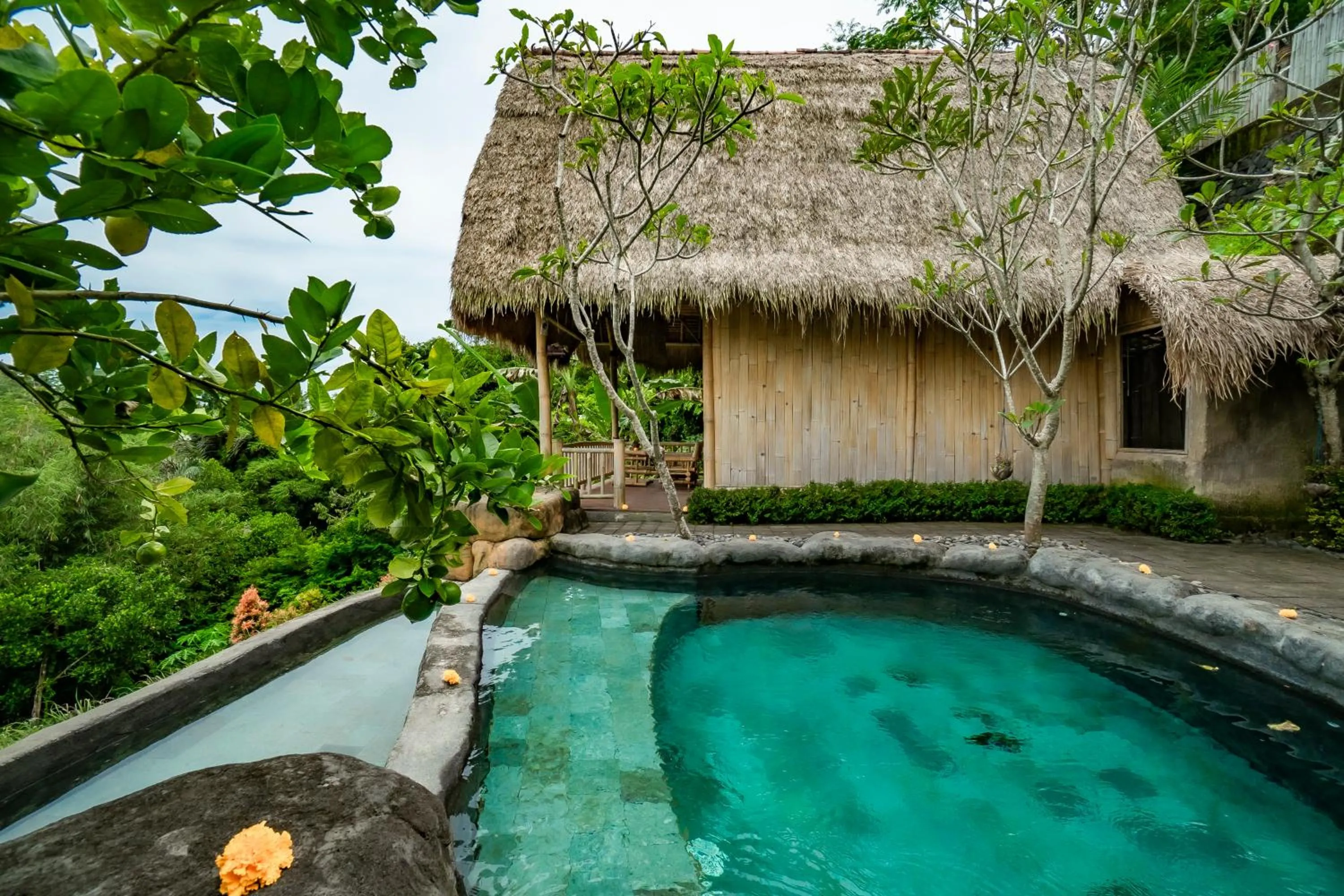Swimming pool in Magatama Villa by Mahaputra
