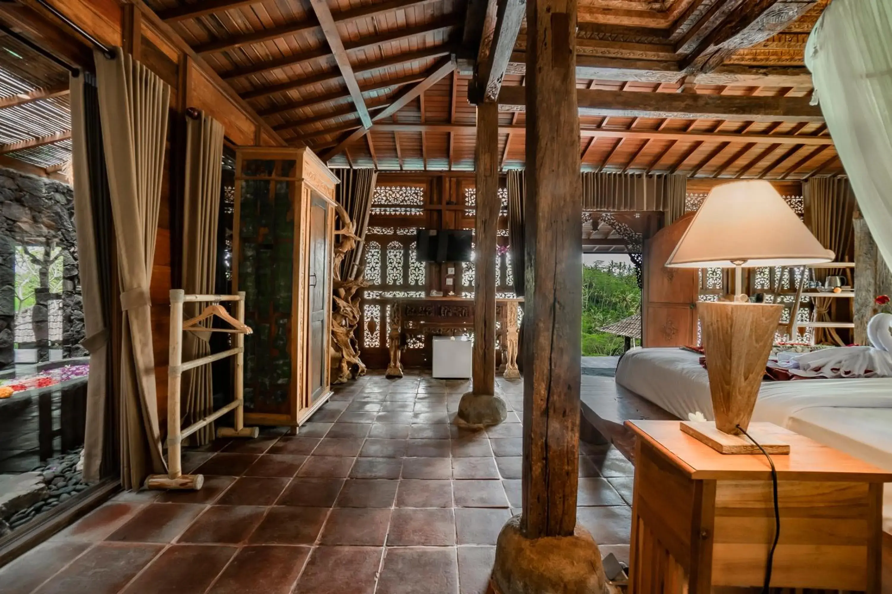 Bedroom in Magatama Villa by Mahaputra Bedroom in Magatama Villa by Mahaputra