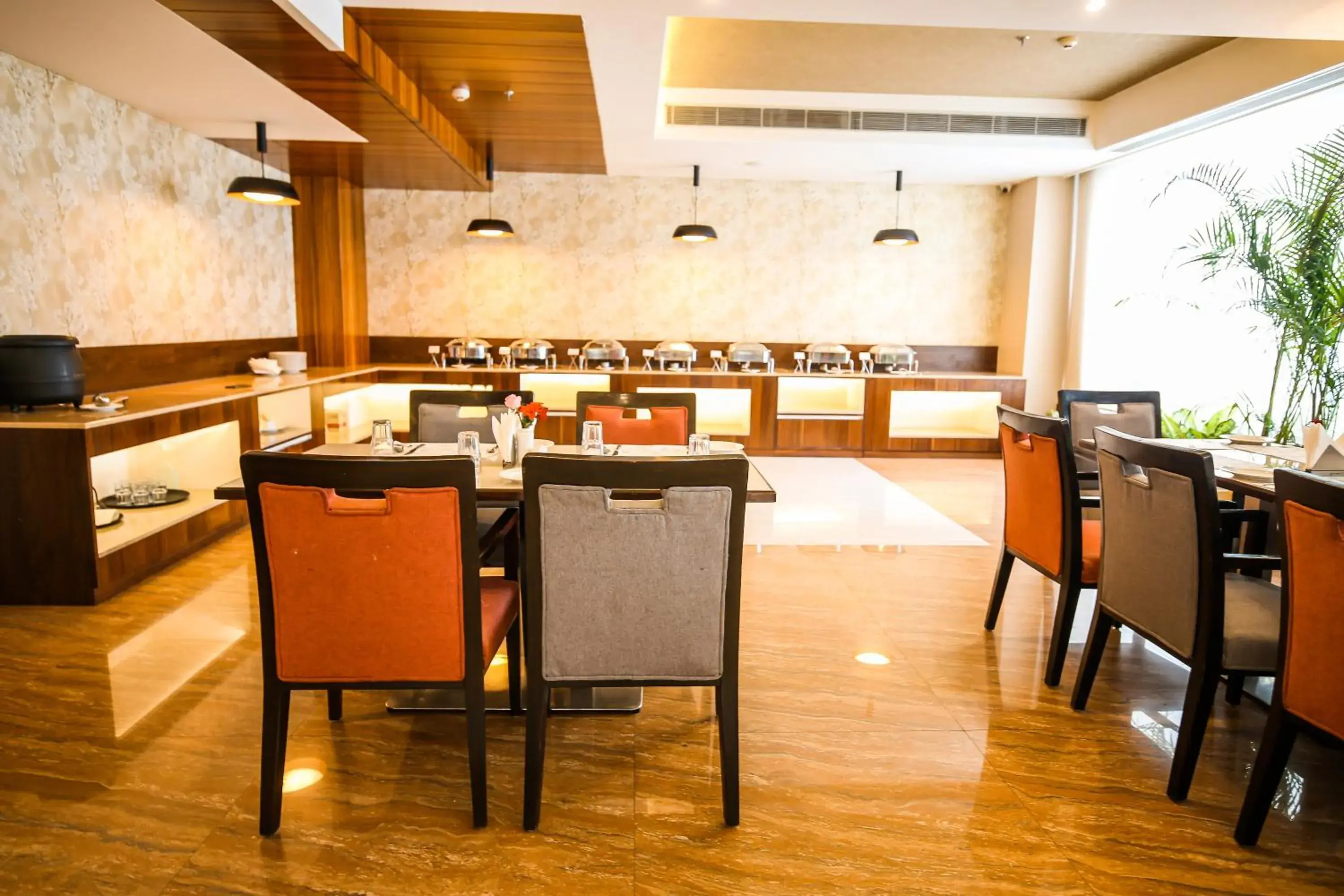 Restaurant/places to eat in Pristine Hotel, Varanasi Restaurant/places to eat in Pristine Hotel, Varanasi