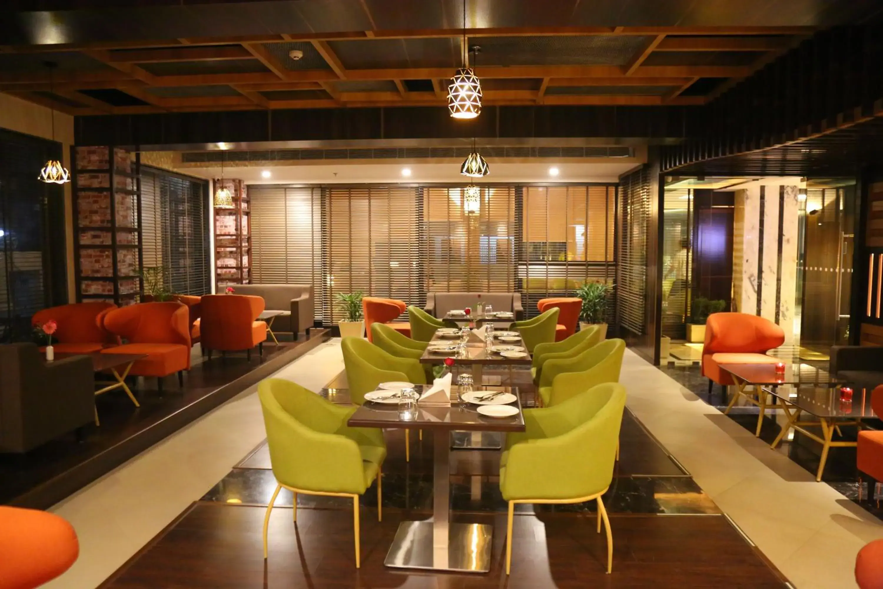 Restaurant/places to eat in Pristine Hotel, Varanasi Restaurant/places to eat in Pristine Hotel, Varanasi