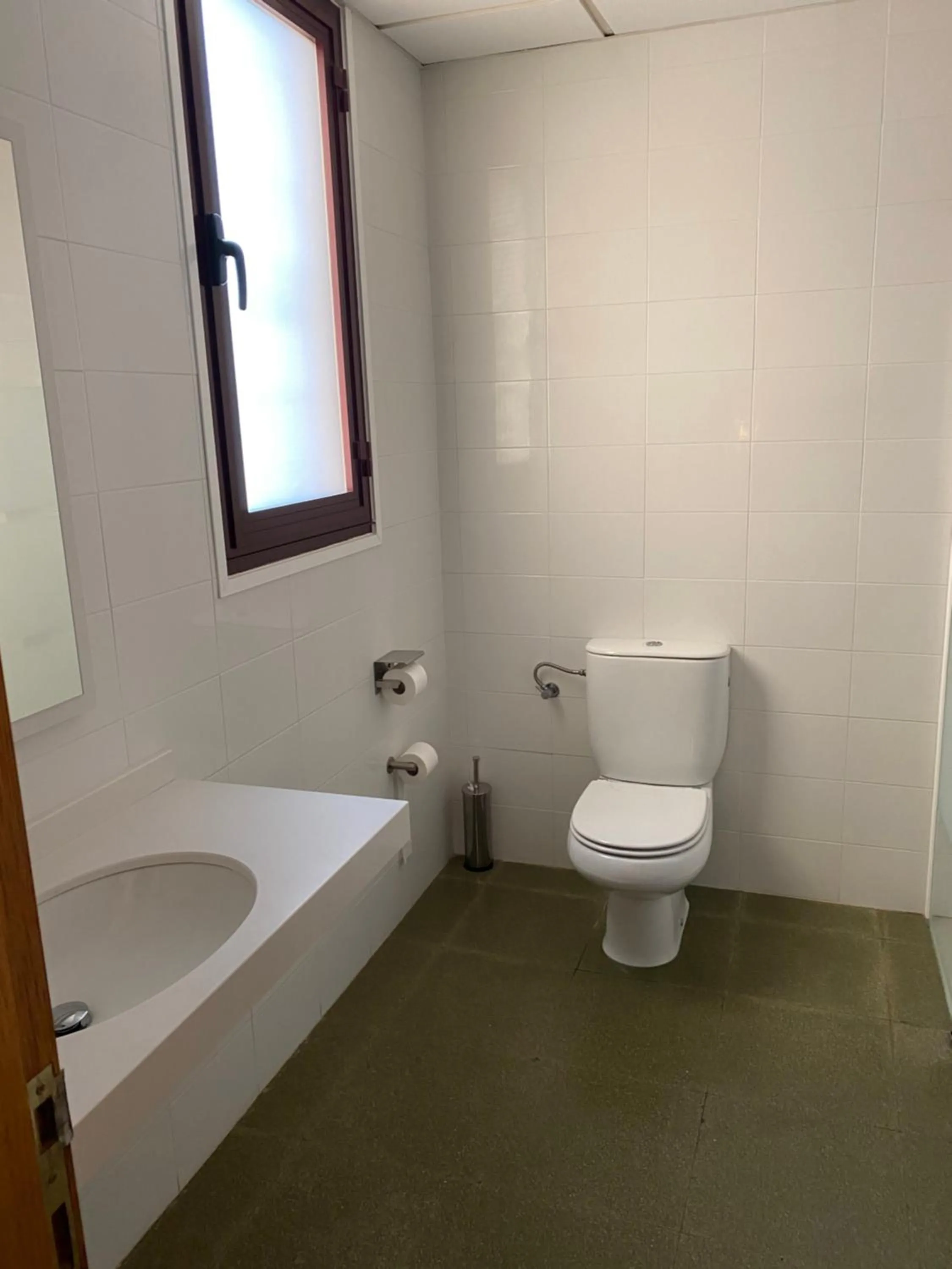 Basic Triple Room in Hostal Meson Pepa