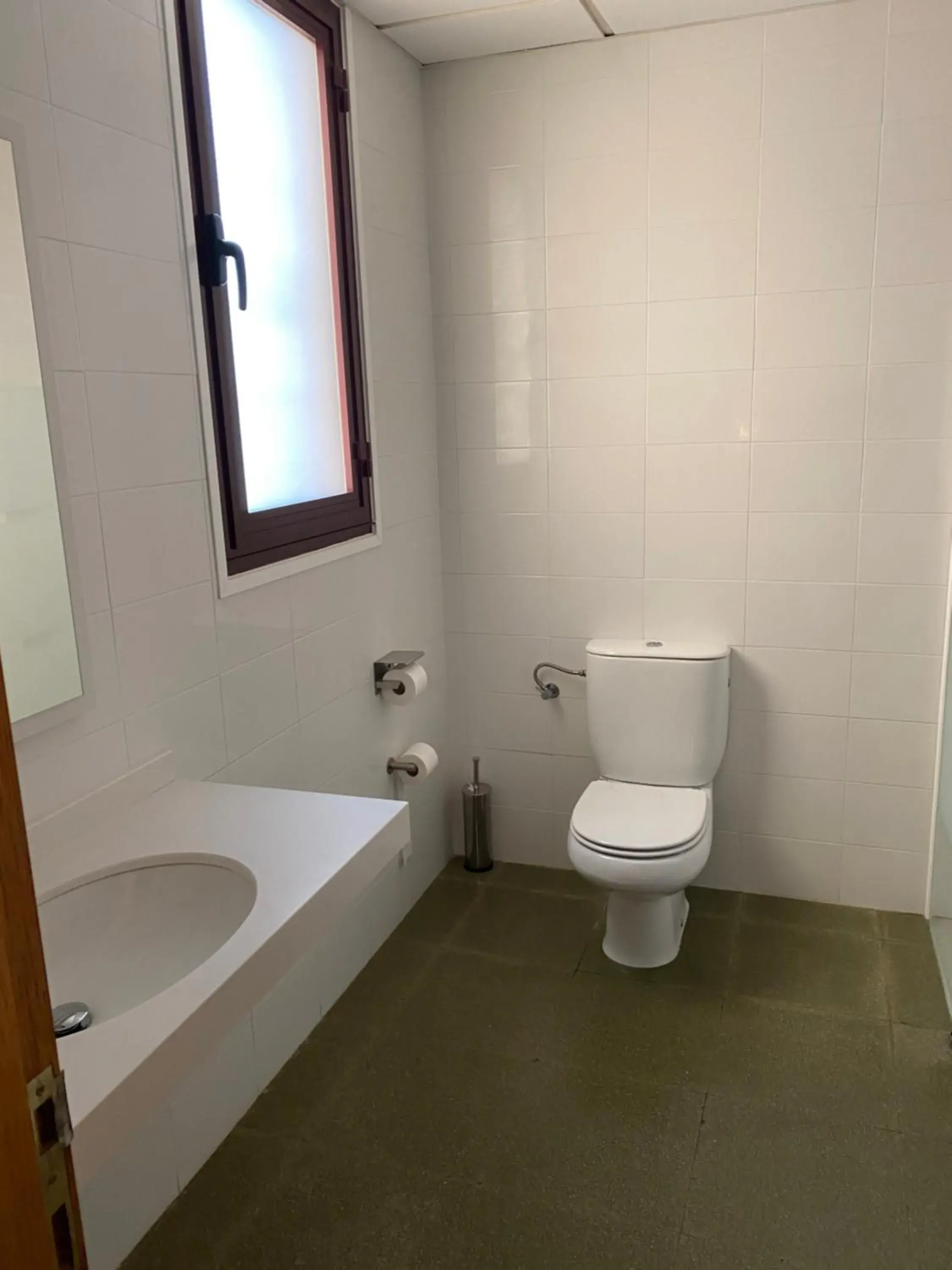 Basic Triple Room in Hostal Meson Pepa Basic Triple Room in Hostal Meson Pepa