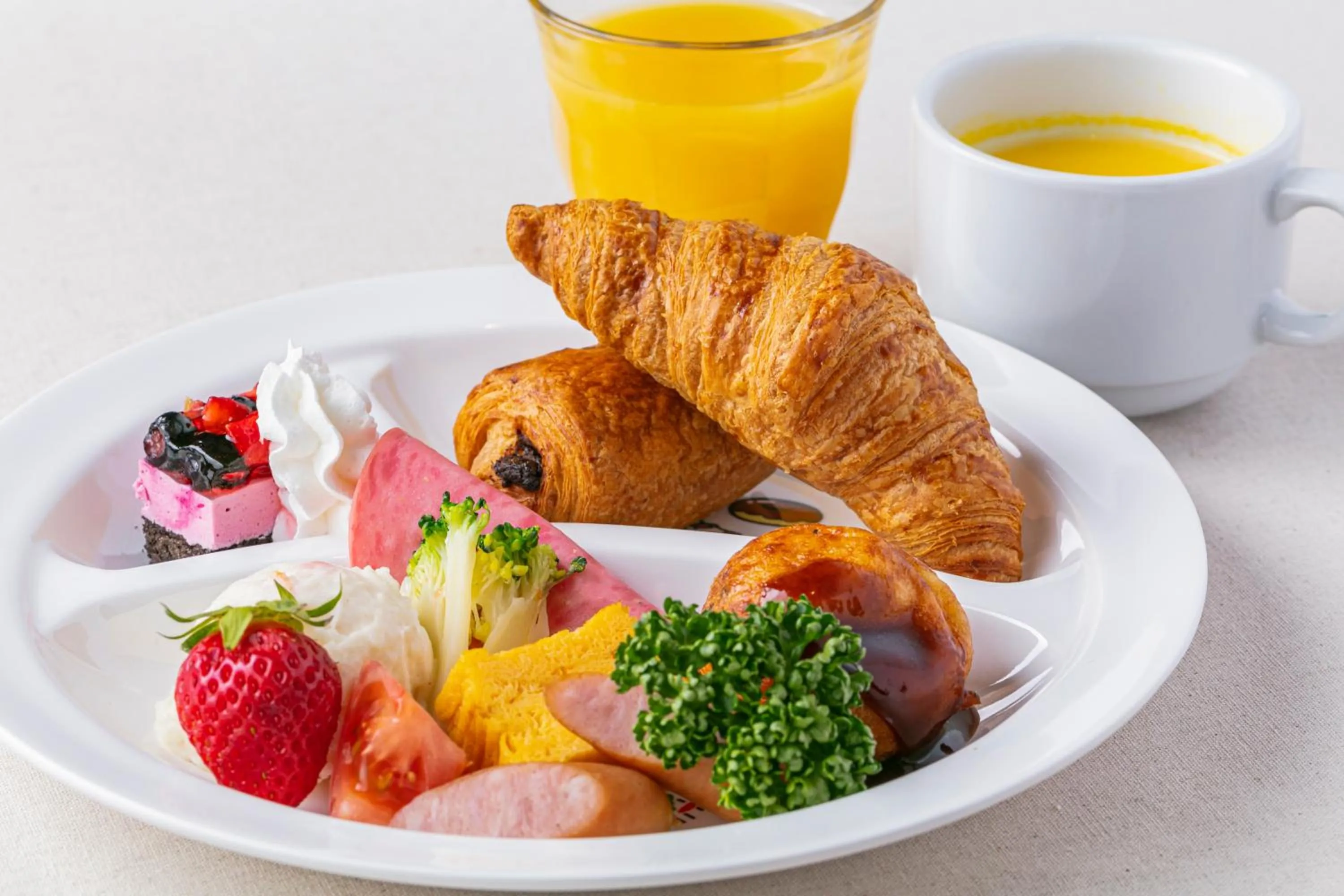 Restaurant/places to eat in Hotel Forza Osaka Namba