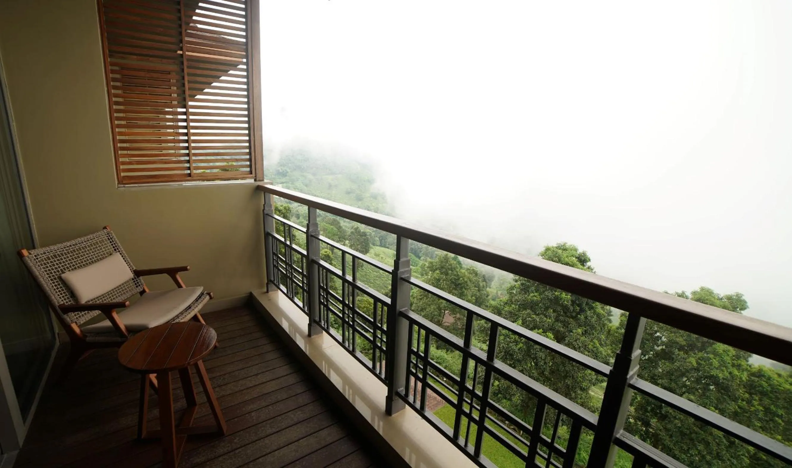 Balcony/Terrace in Taj Chia Kutir Resort & Spa Darjeeling