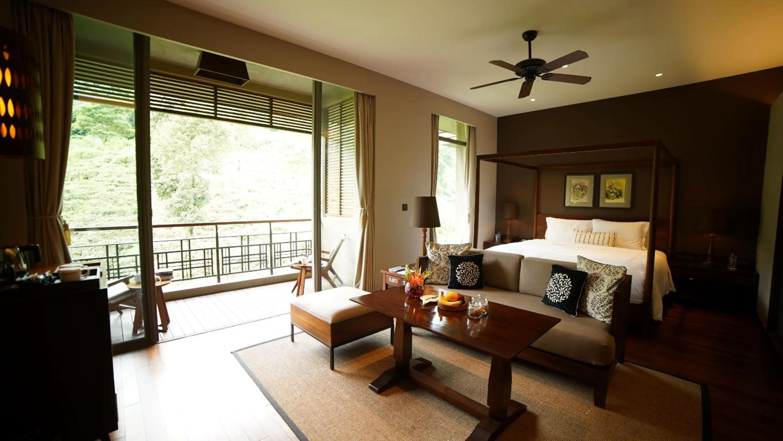 Bedroom, Bed in Taj Chia Kutir Resort & Spa Darjeeling