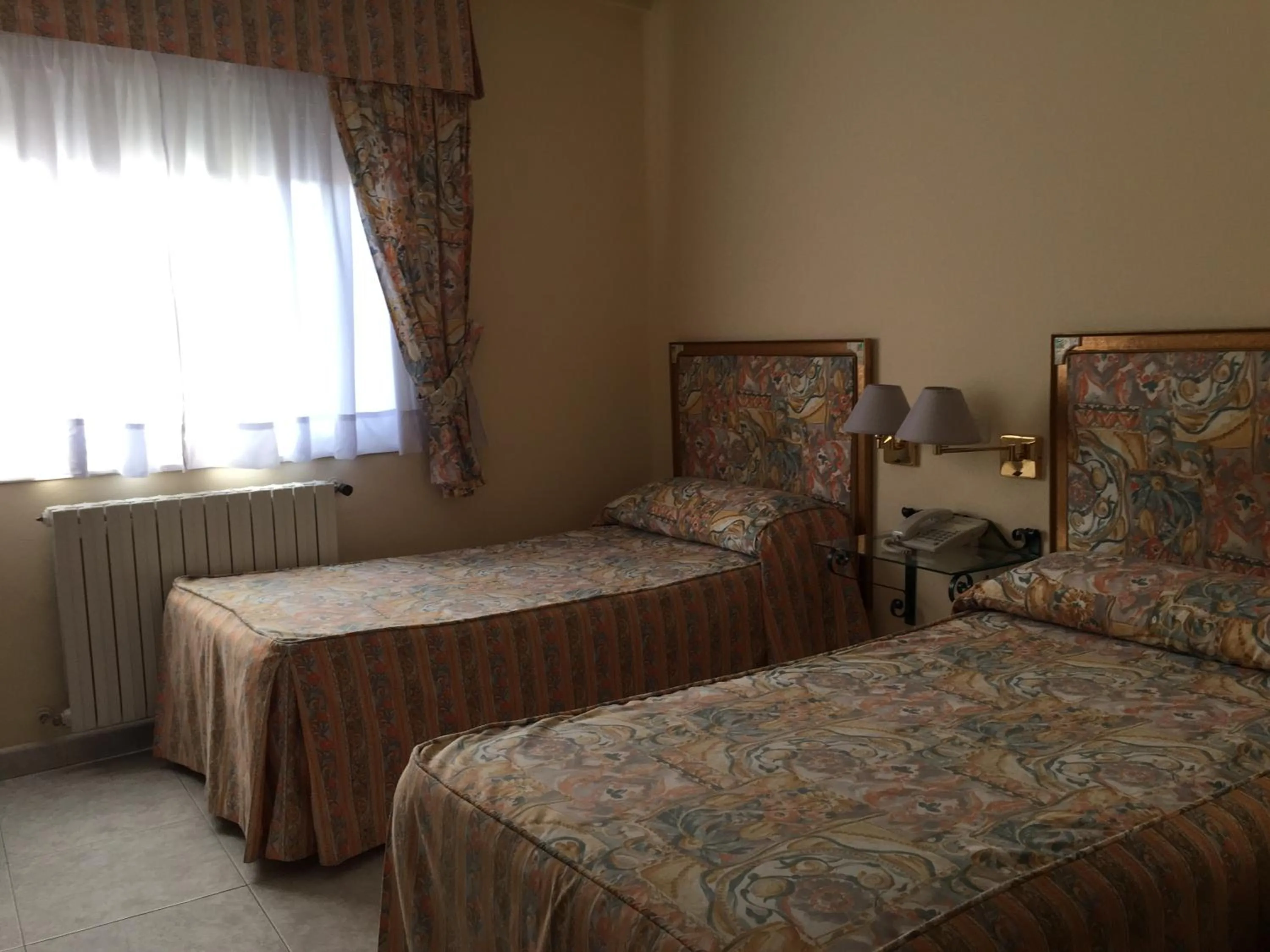 Double or Twin Room in Hotel Restaurante Derby