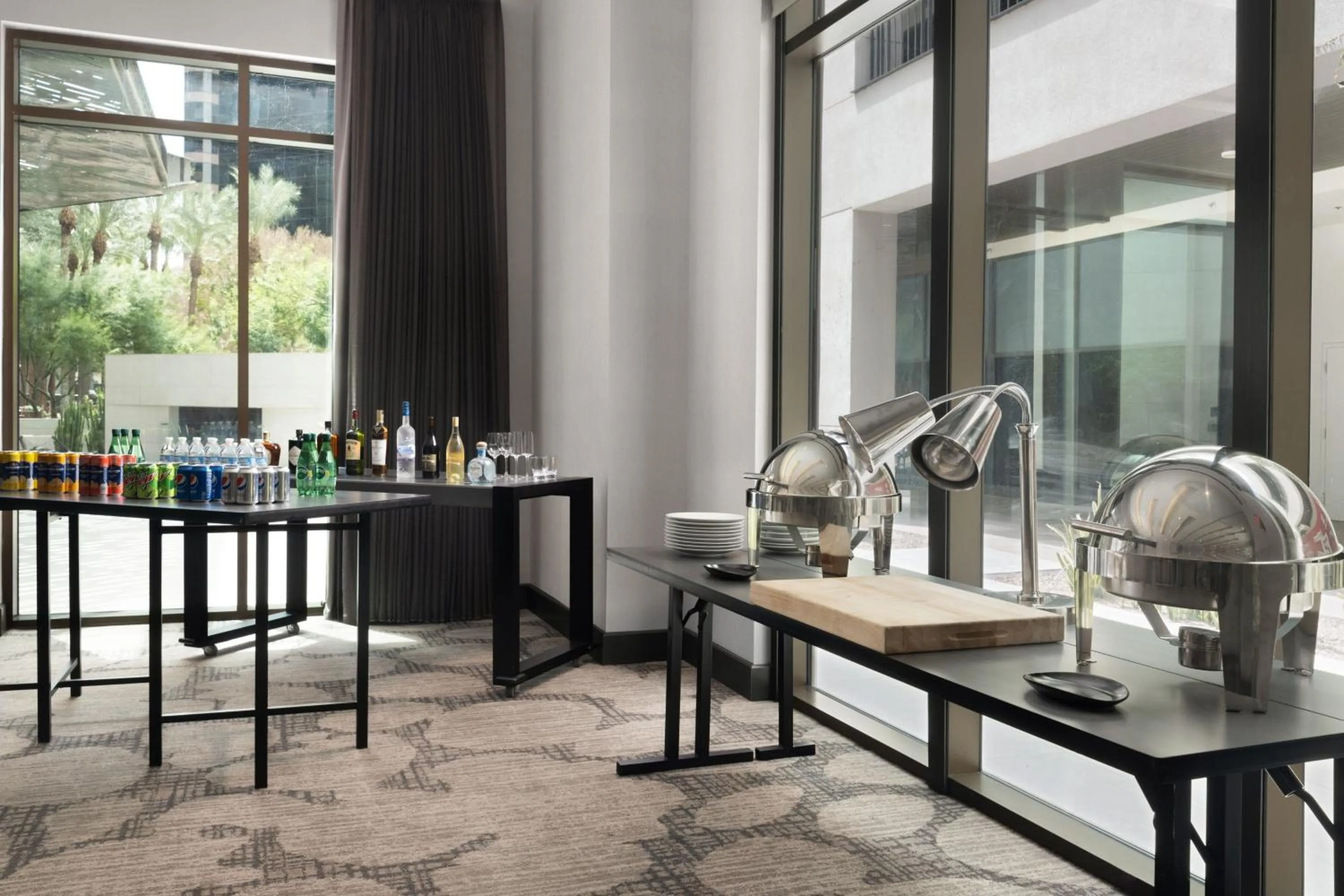 Restaurant/places to eat in AC Hotel by Marriott Phoenix Downtown