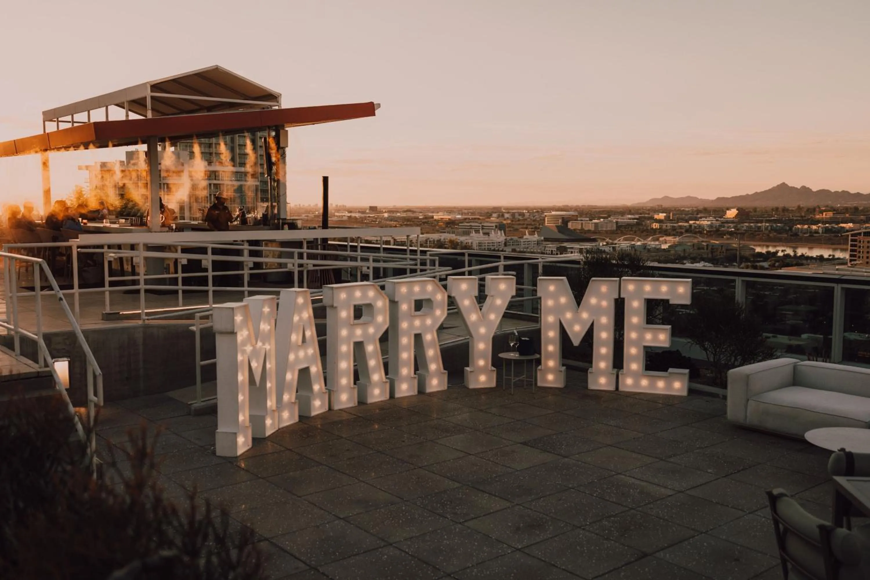 Lounge or bar in The Westin Tempe