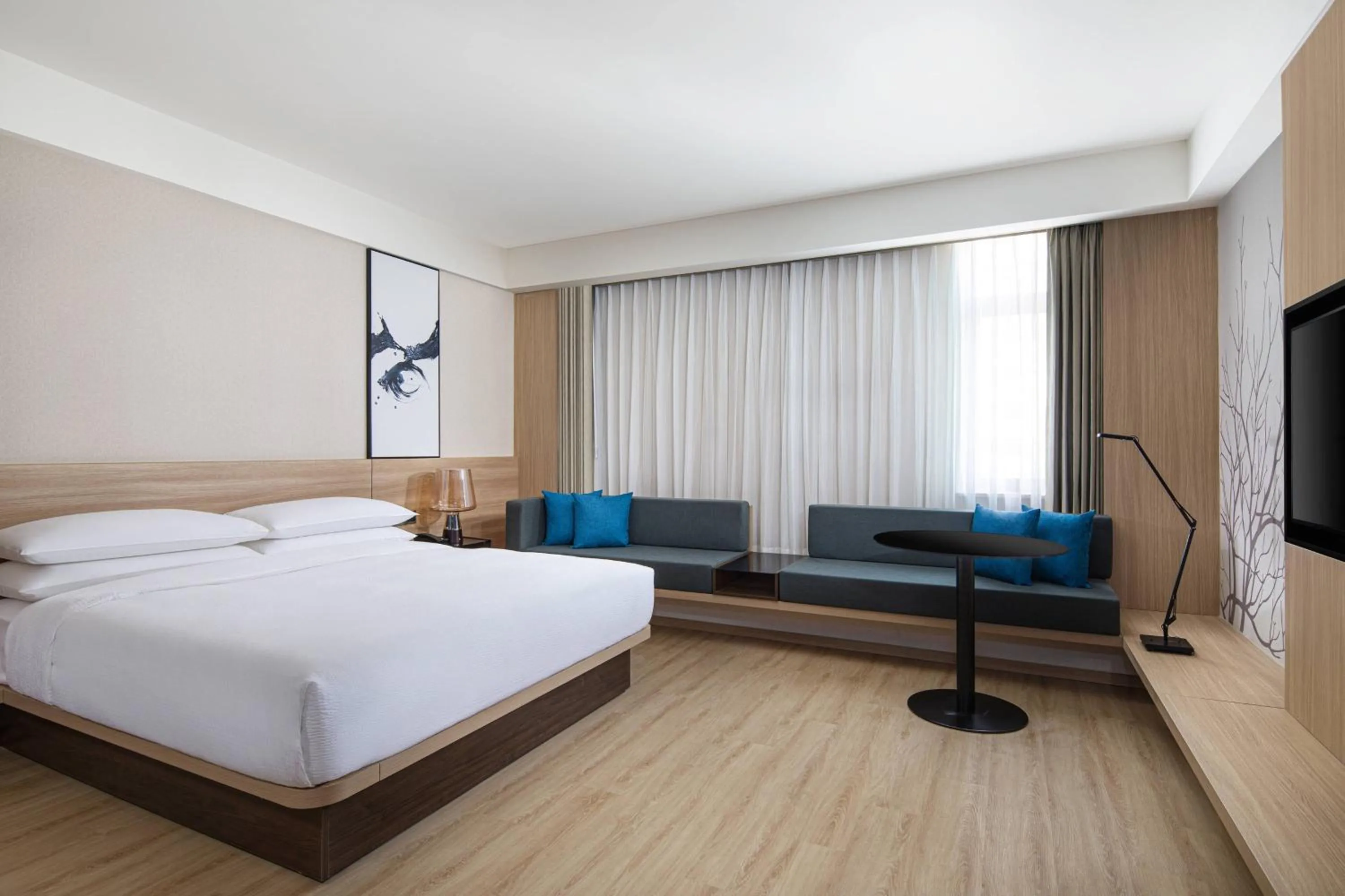 Photo of the whole room, Bed in Fairfield by Marriott Shanghai Pudong Central