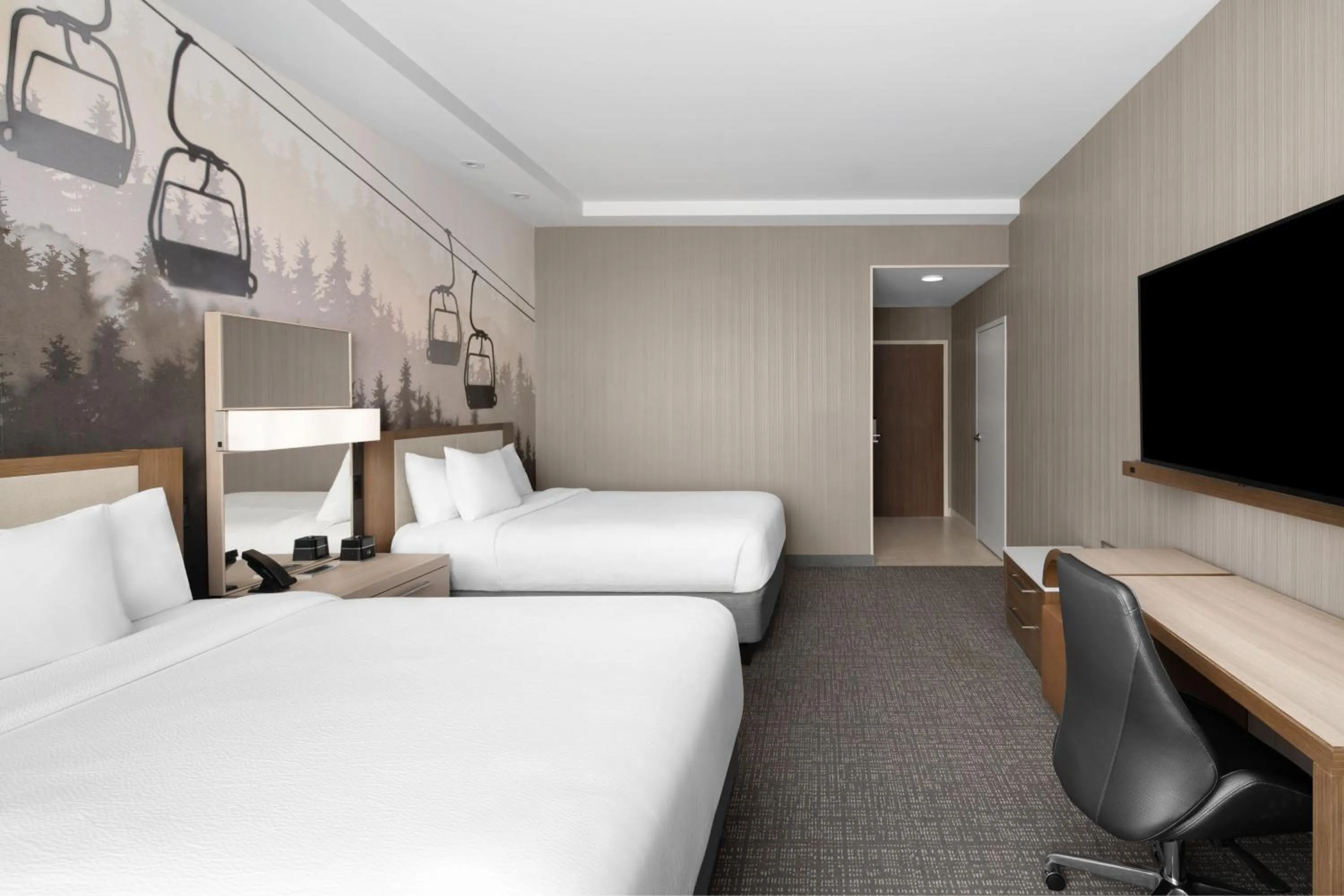 Photo of the whole room, Bed in Courtyard by Marriott Salt Lake City Cottonwood