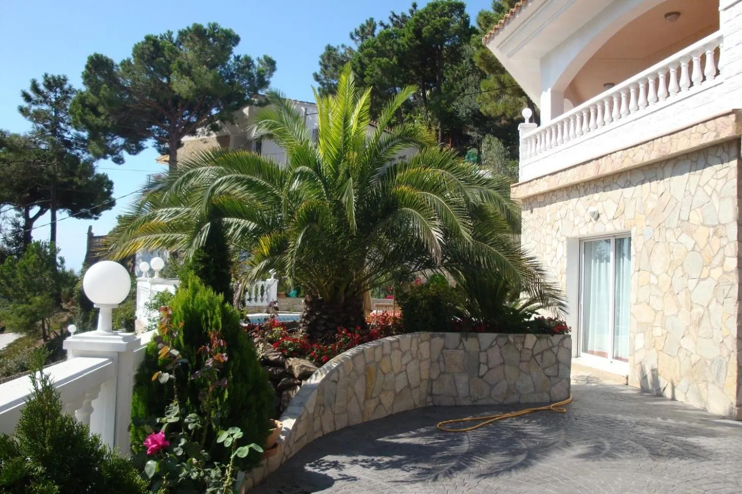Garden view in Villa Talia