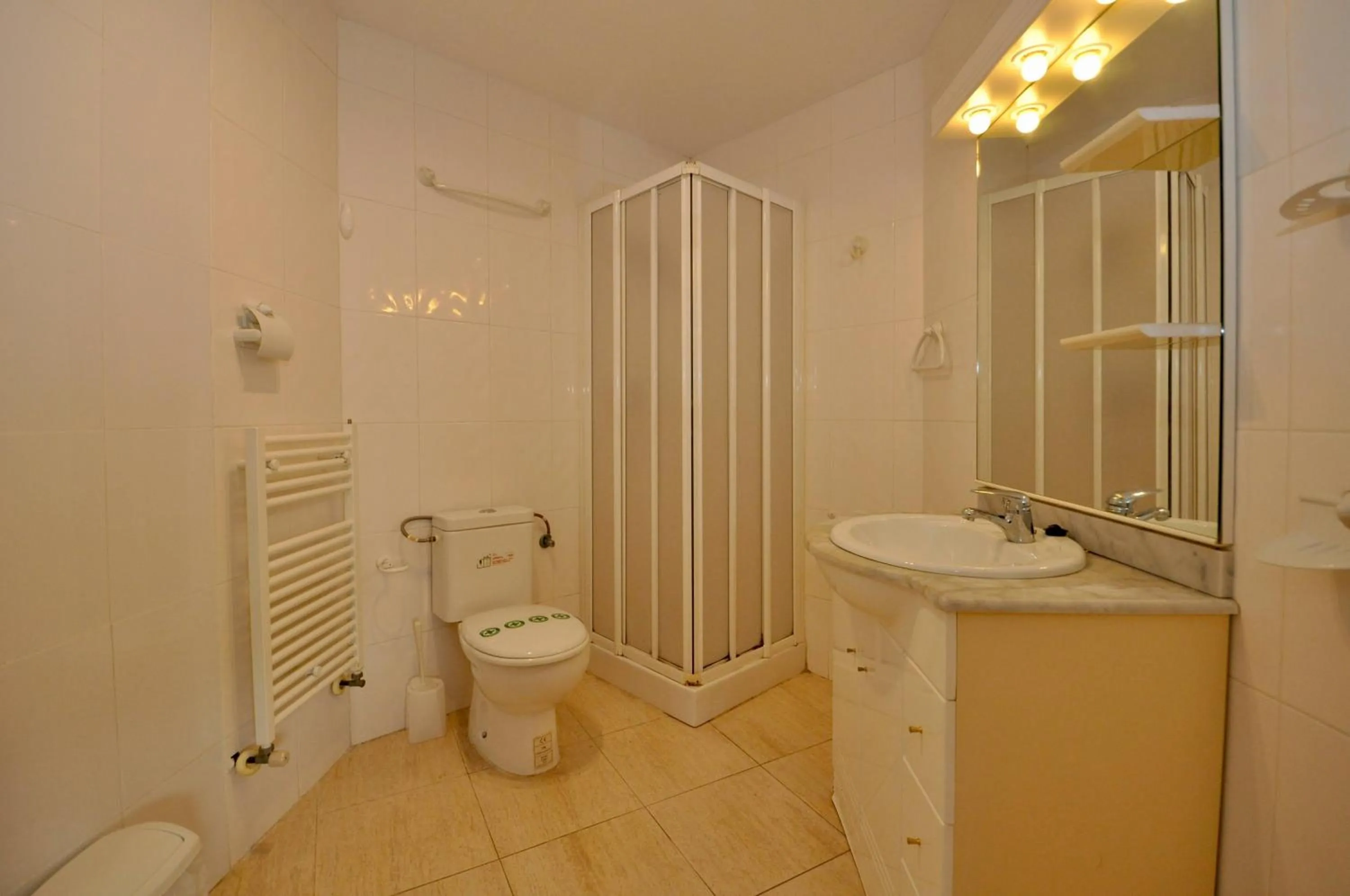 Shower in Villa Talia