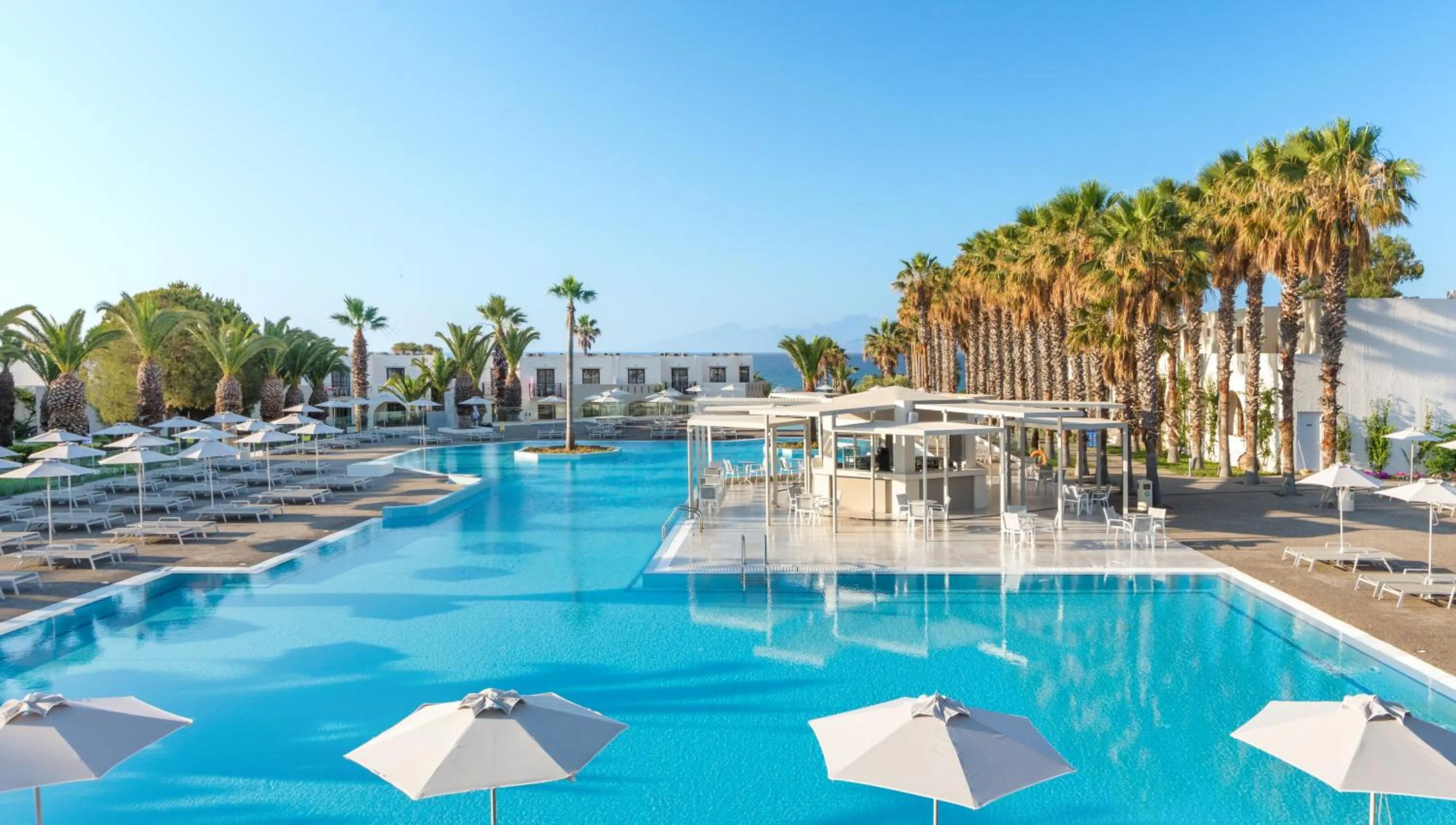 Porto Bello Beach Hotel