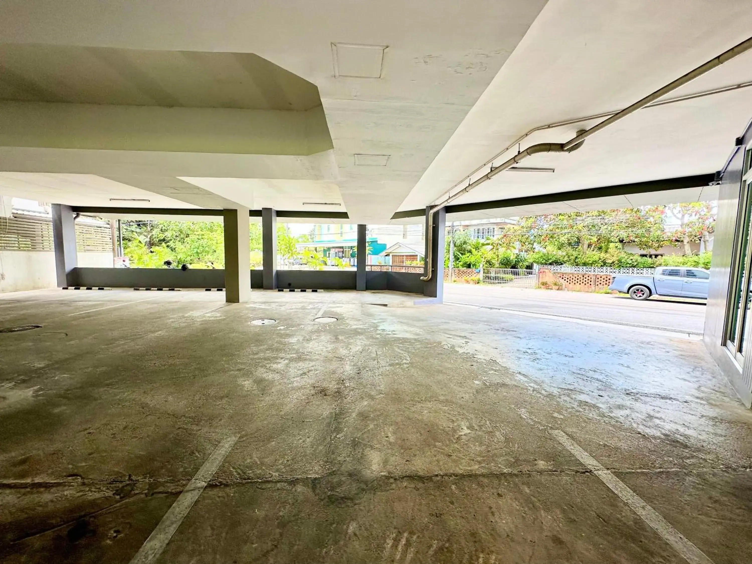 Property building in Sun Inn Property building in Sun Inn