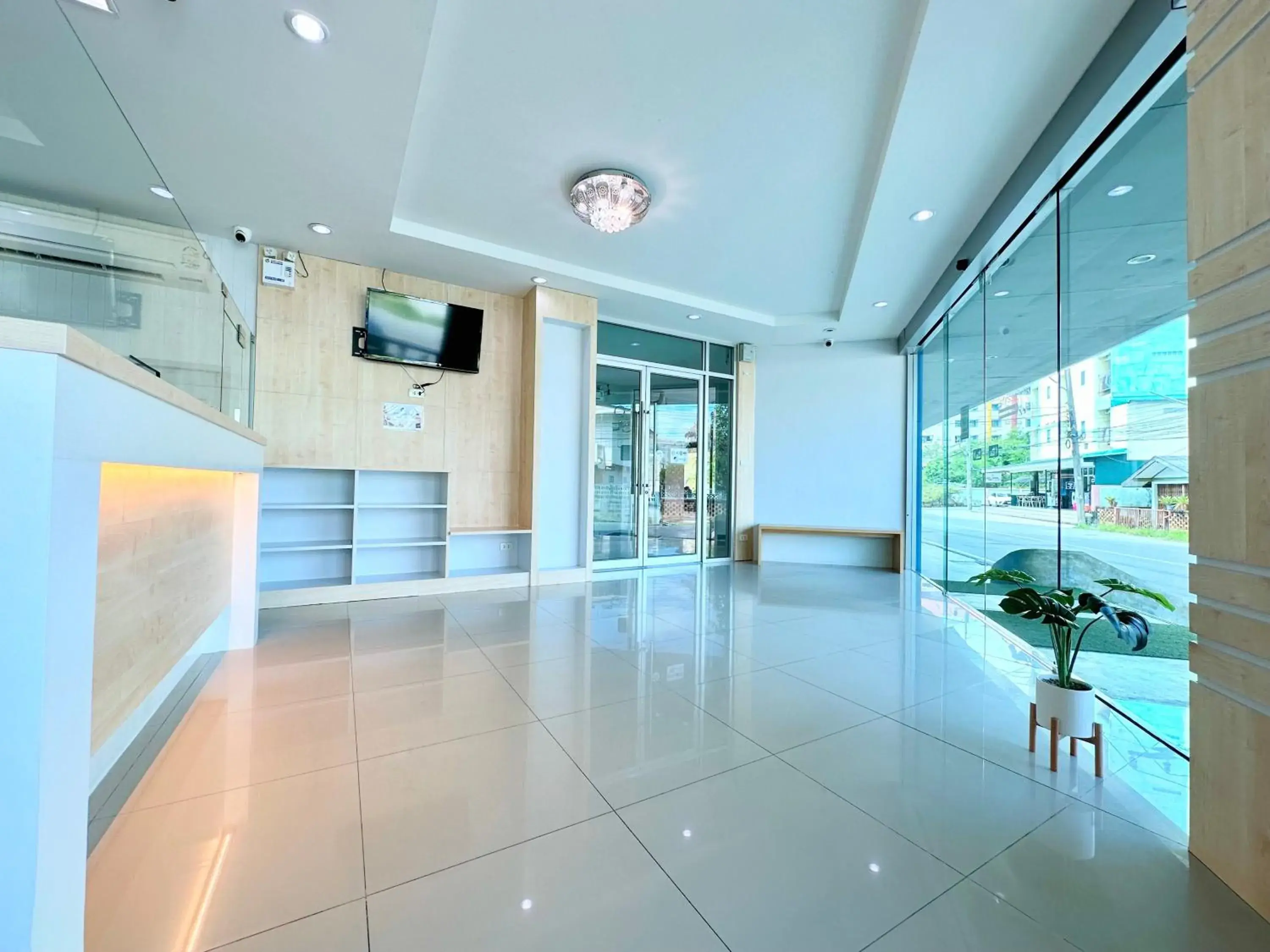 Property building in Sun Inn Property building in Sun Inn