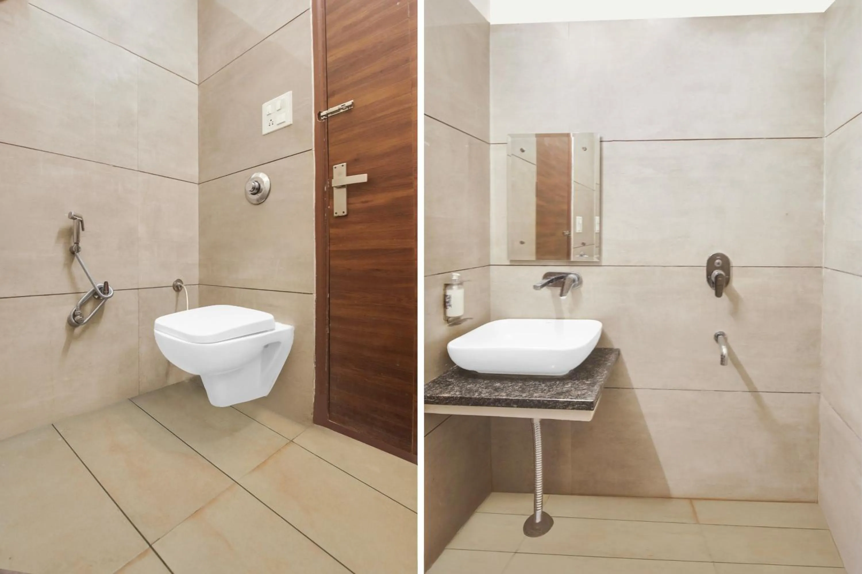 Bathroom in Super Collection O Amritsar Near Railway Station