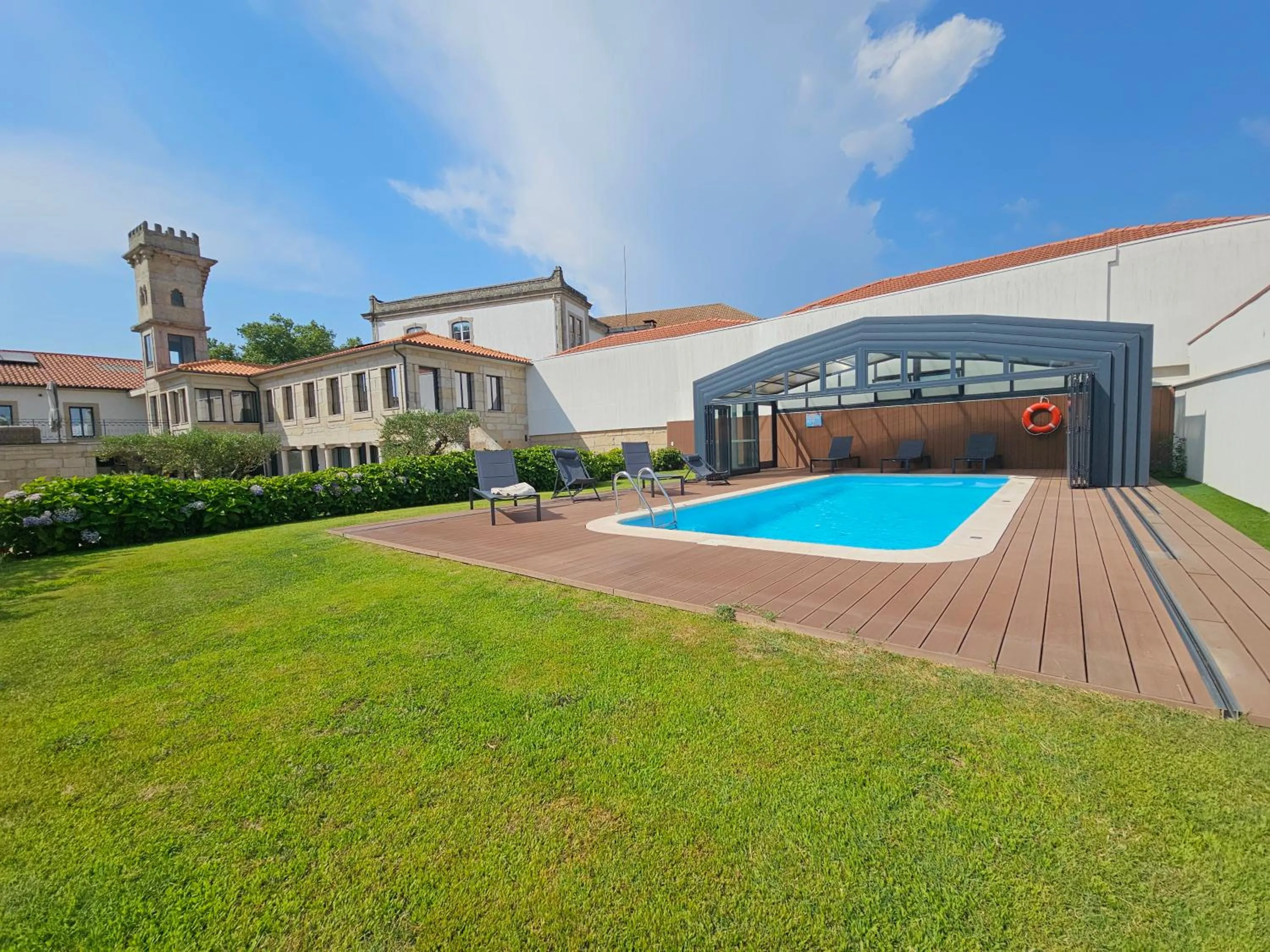 Swimming pool in Casa da Torre - Viseu