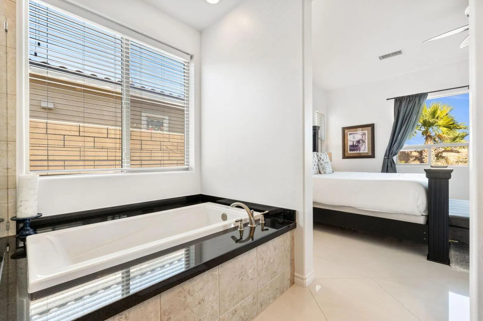 Bed in Villa Nagashima Beautiful Luxury Villa