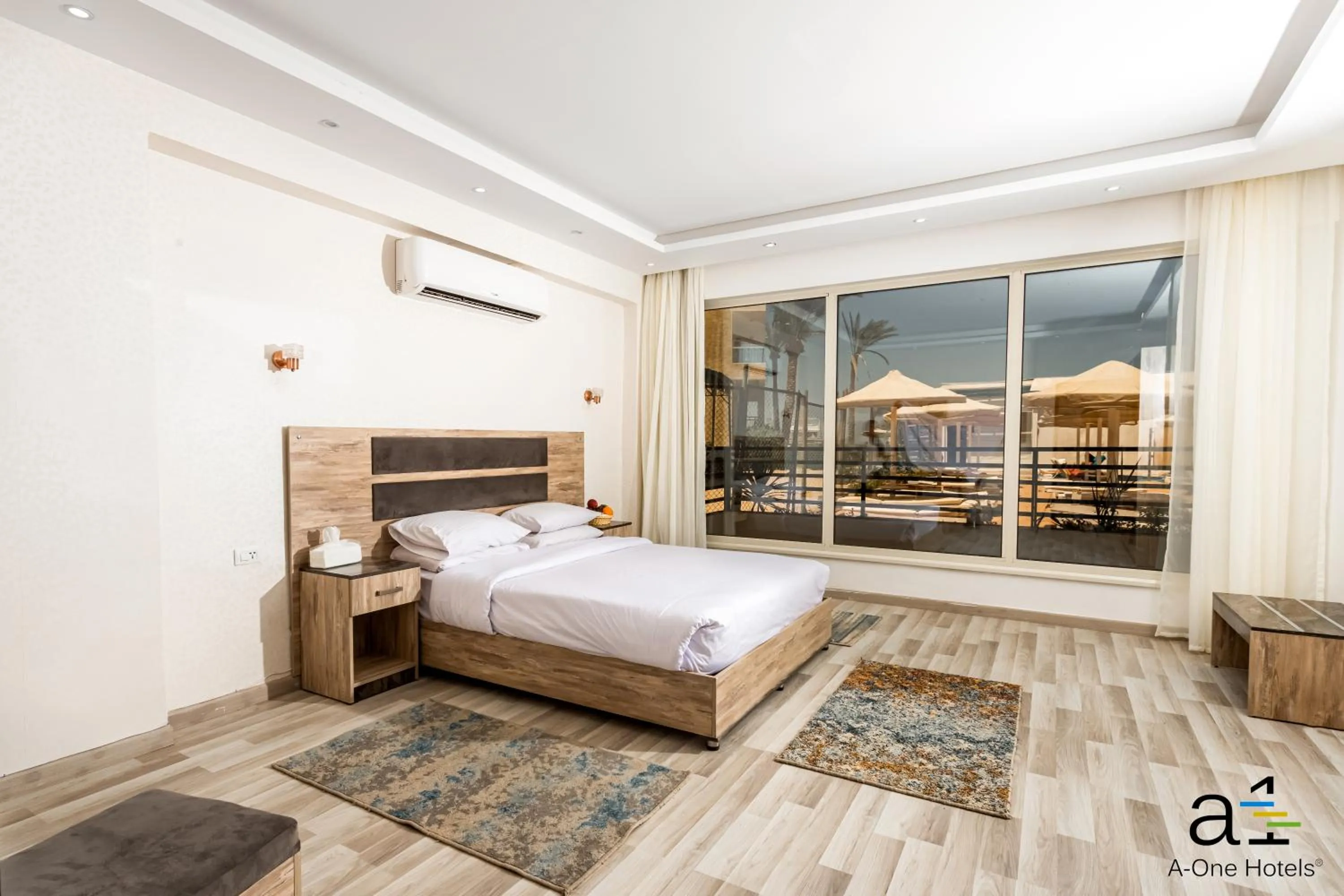 La Rosa Waves Beach - Couple & Families Only