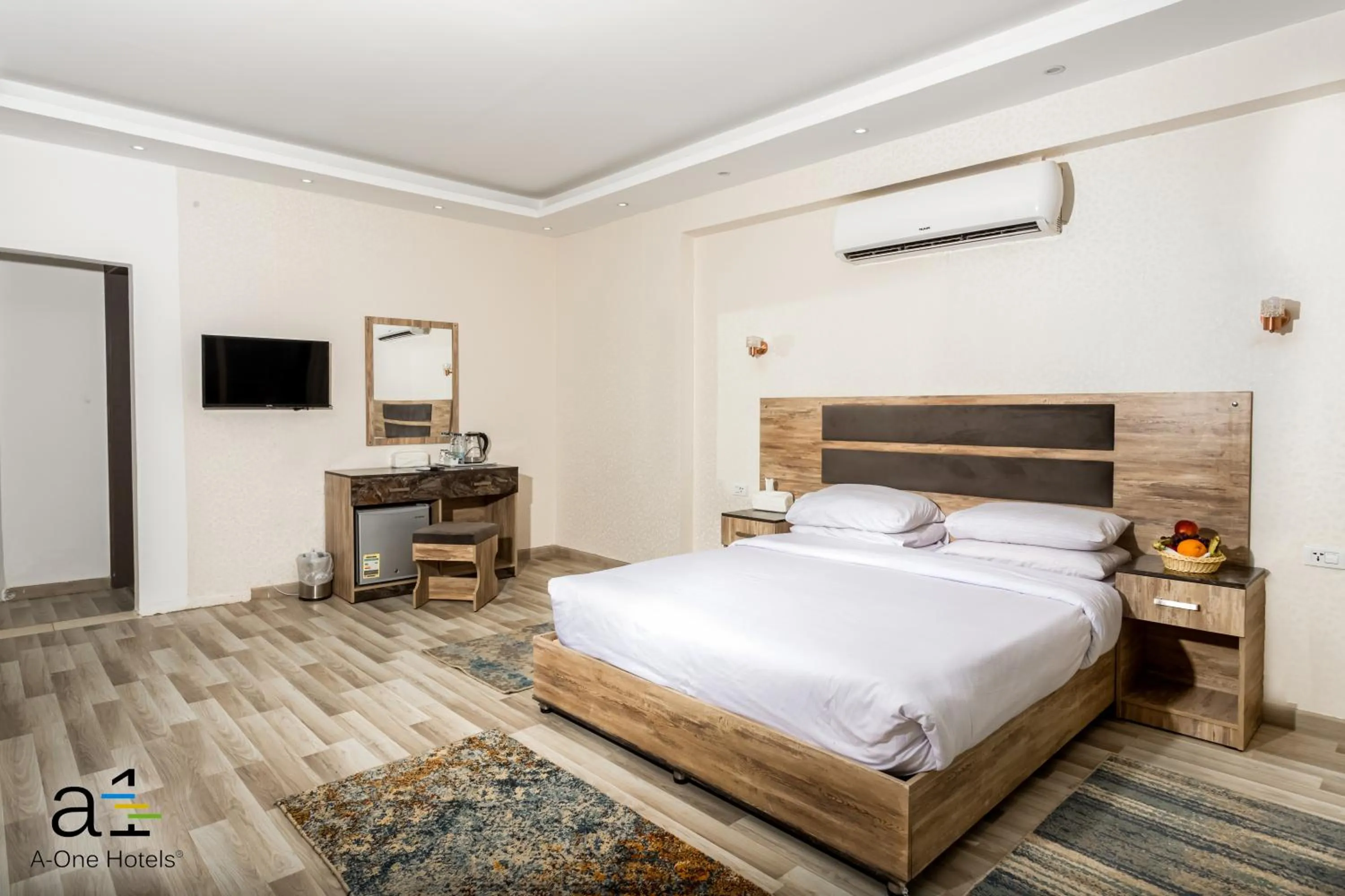 La Rosa Waves Beach - Couple & Families Only