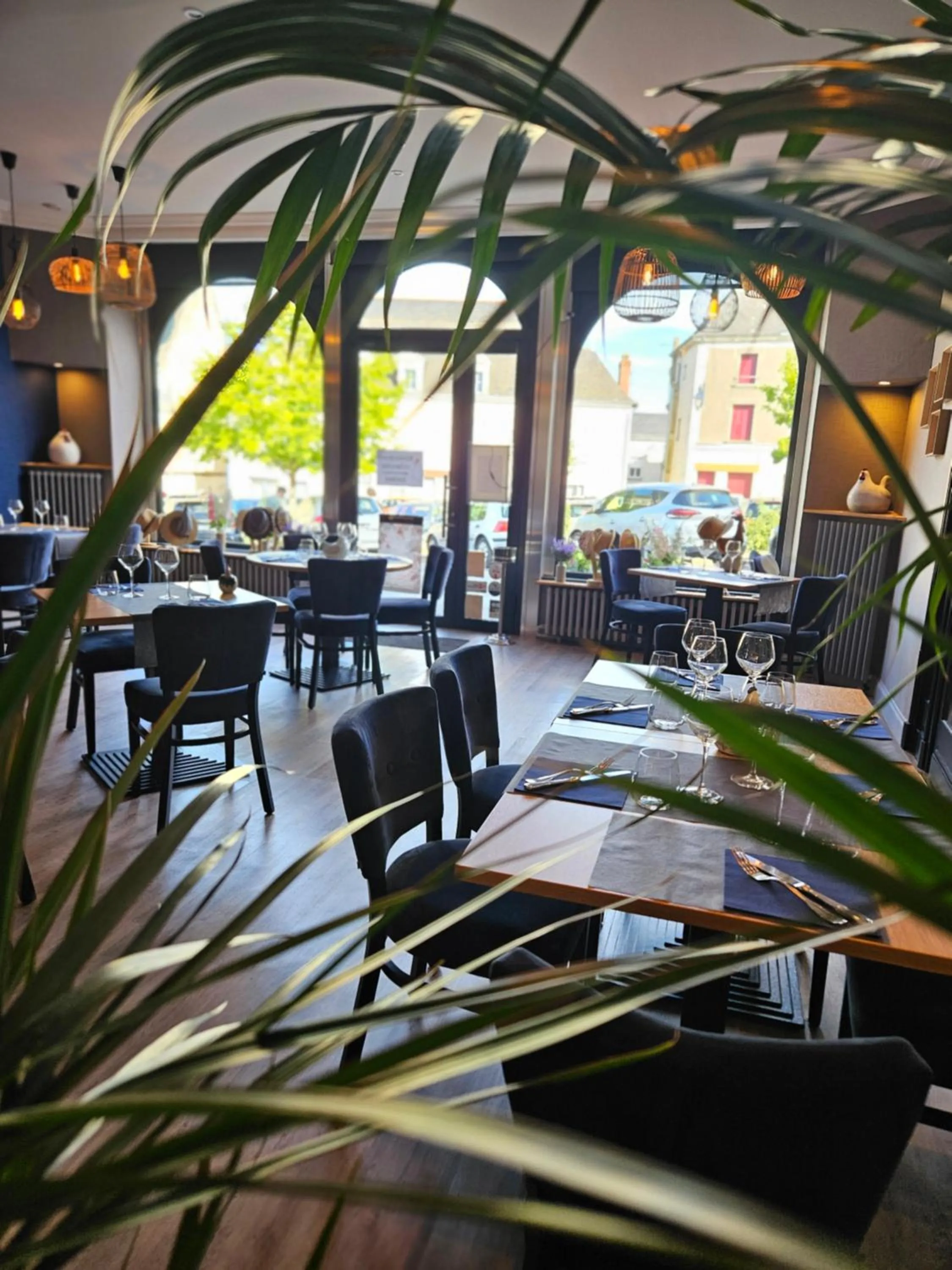 Restaurant/places to eat in Logis Loire Hotel - Les Cocottes Restaurant