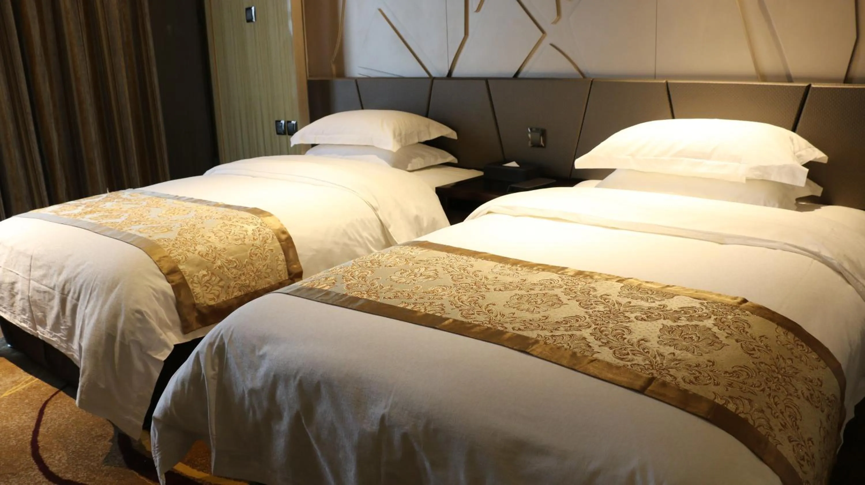 Bed in Ramada by Wyndham Xian Long march