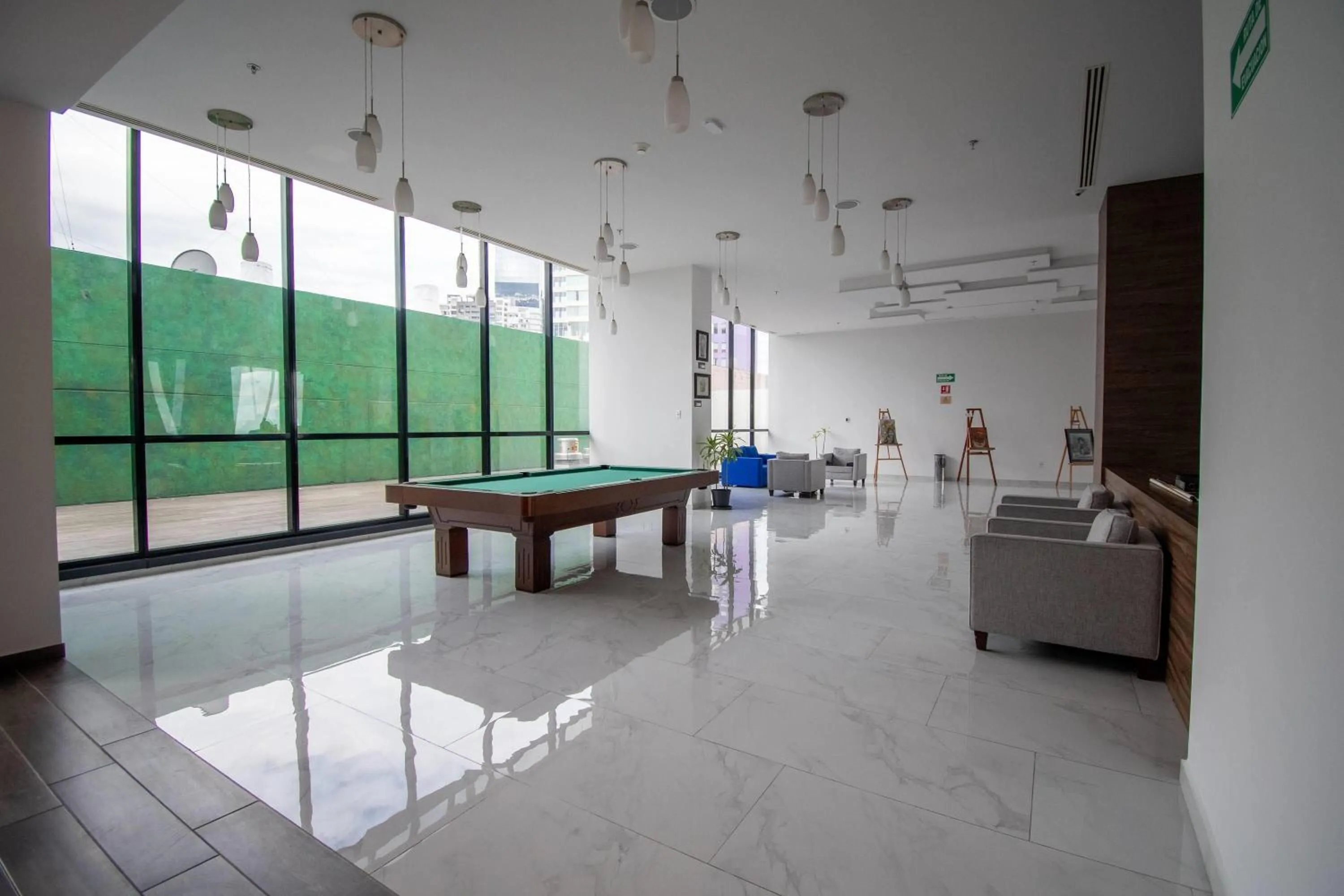 Game Room in Wyndham Puebla Angelopolis