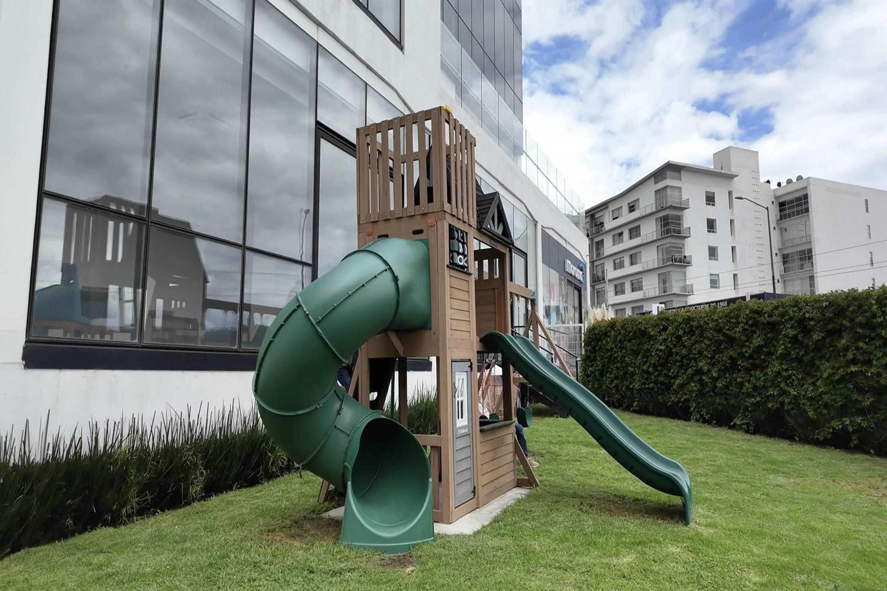 Children play ground in Wyndham Puebla Angelopolis