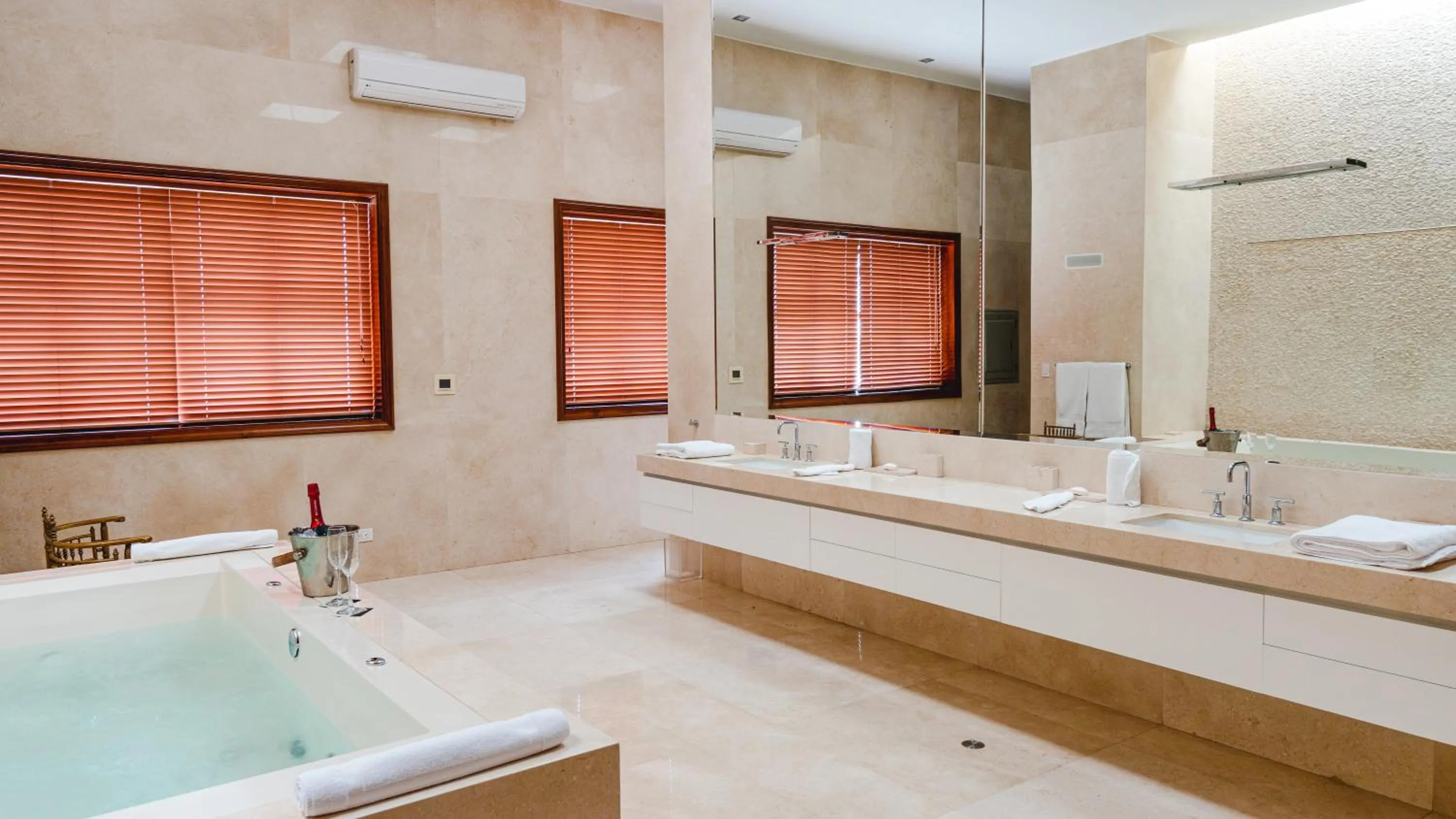 Bathroom in Hotel & Hacienda La Caravedo