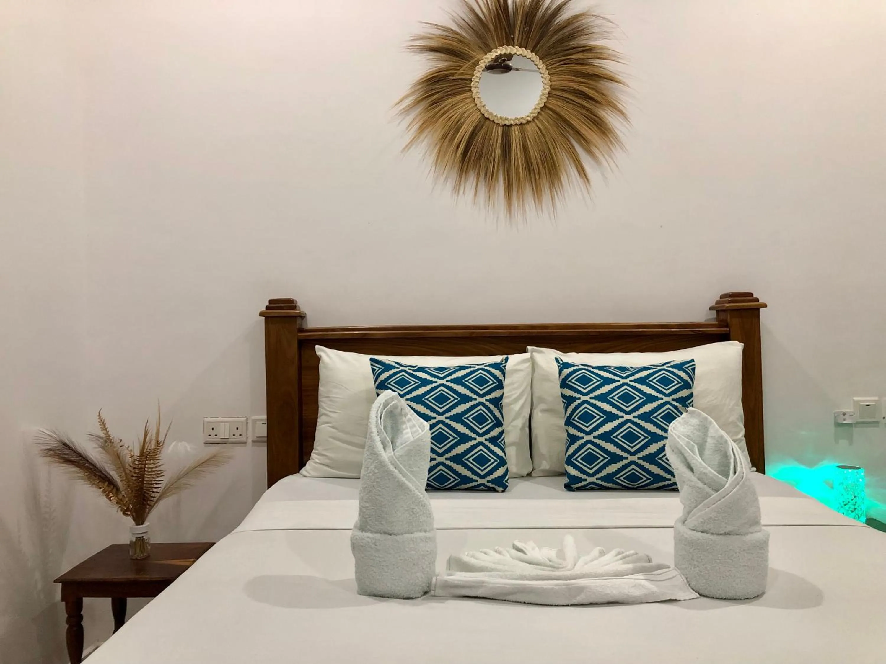 Bed in Reyna Resort By Cezere The Palm