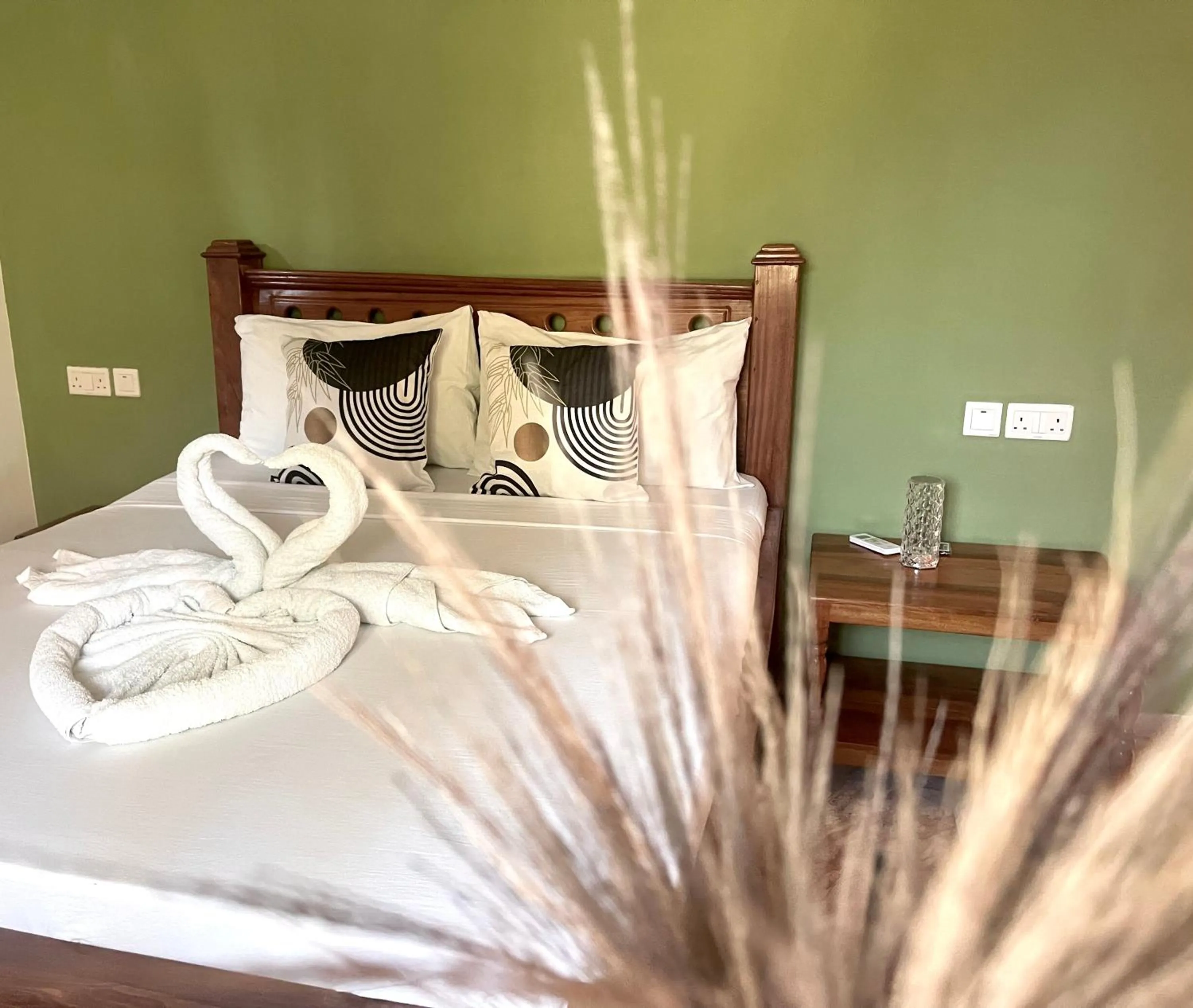 Bed in Reyna Resort By Cezere The Palm