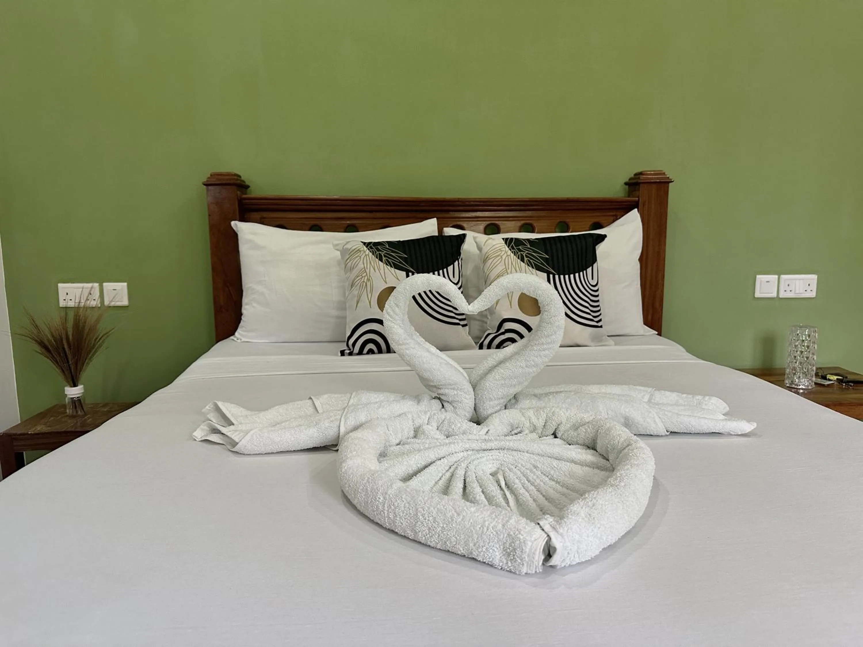 Bed in Reyna Resort By Cezere The Palm