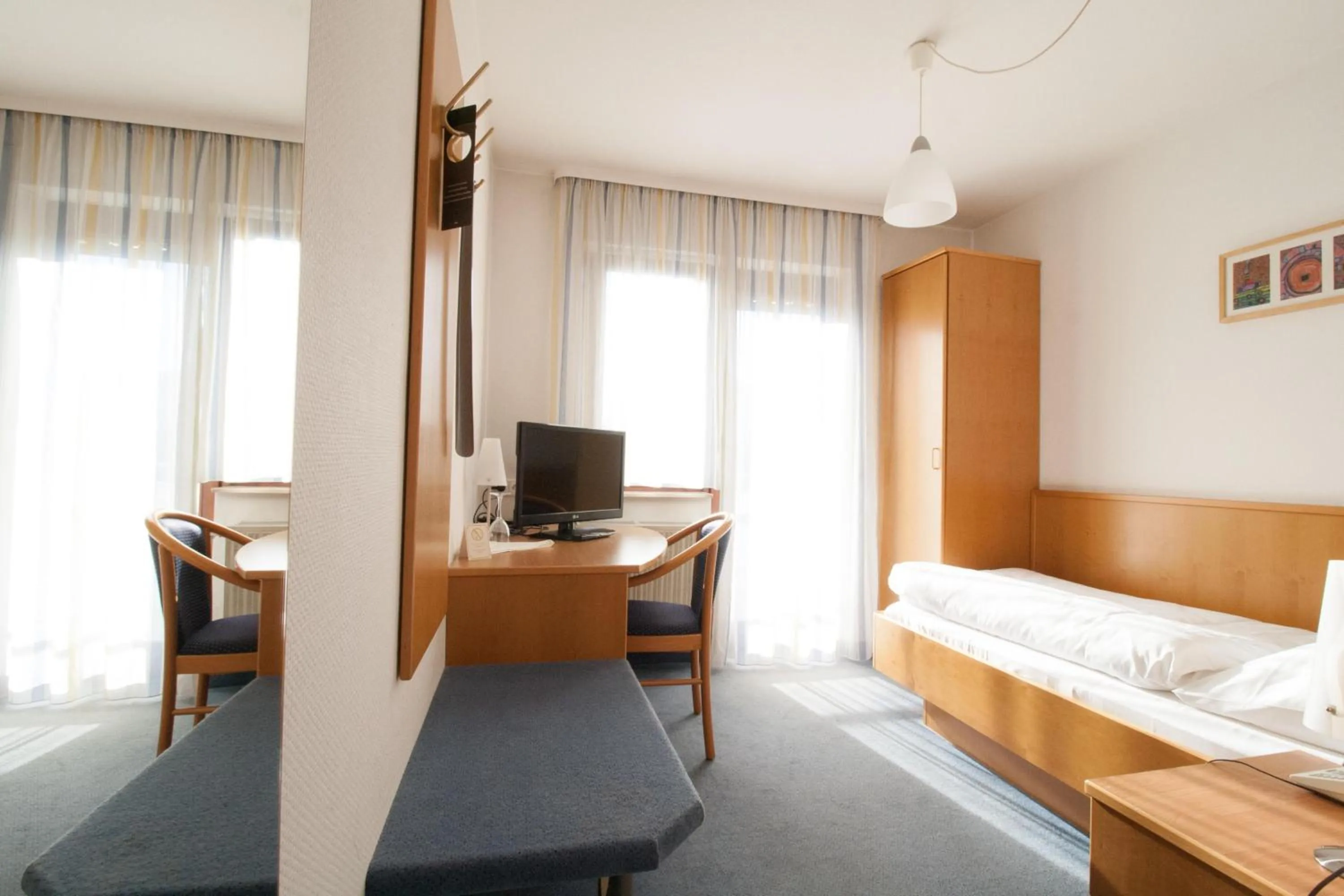 Bed in Hotel Krone Straßdorf