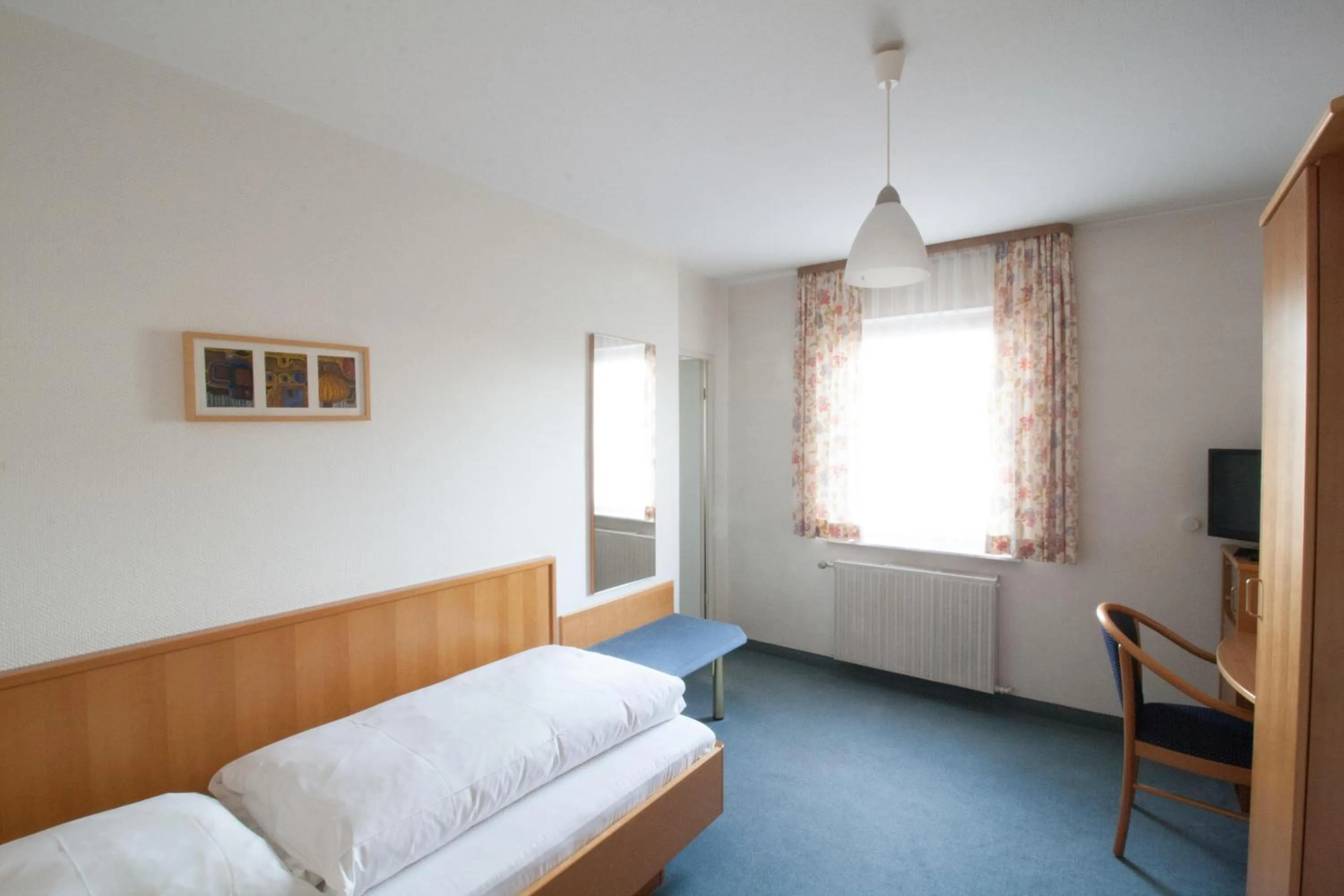 Bed in Hotel Krone Straßdorf