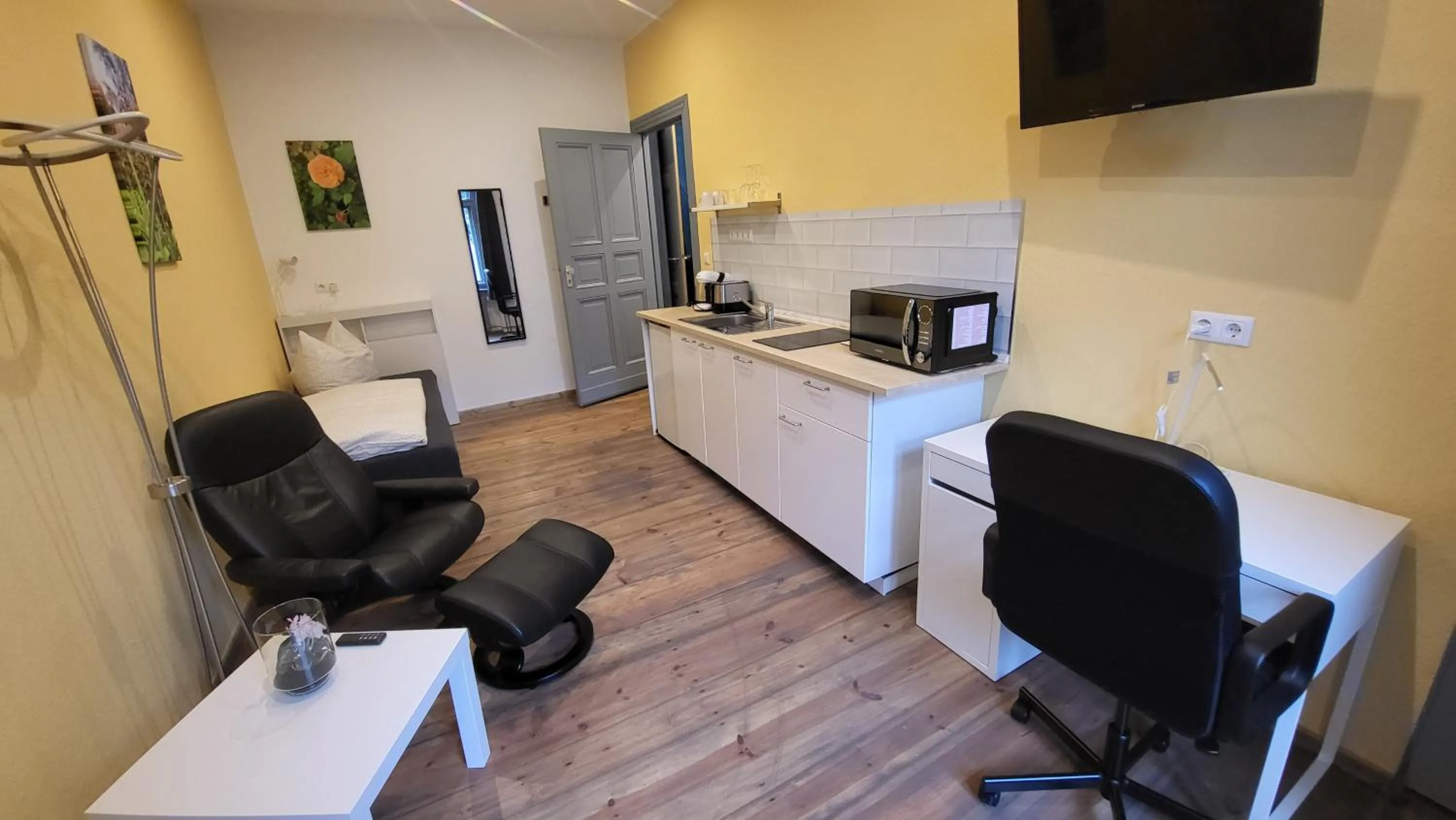 Photo of the whole room in Apartments Kolo 77