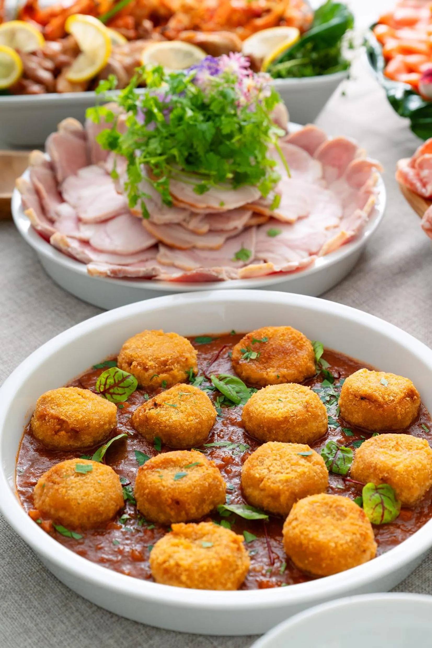 Restaurant/places to eat in Hotel Keihan Tenmabashi Ekimae