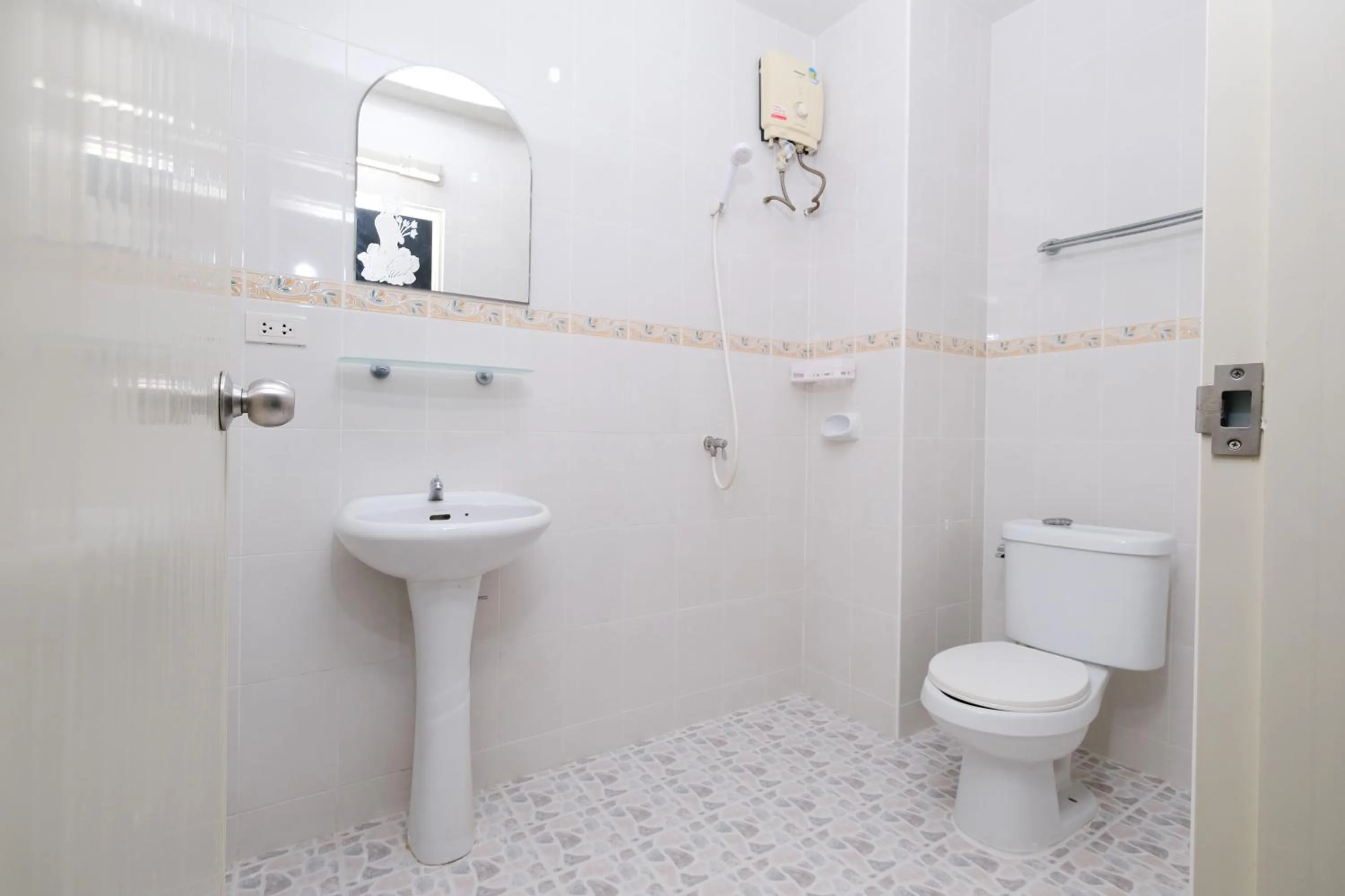 Bathroom in Kiwi Boutique Hotel