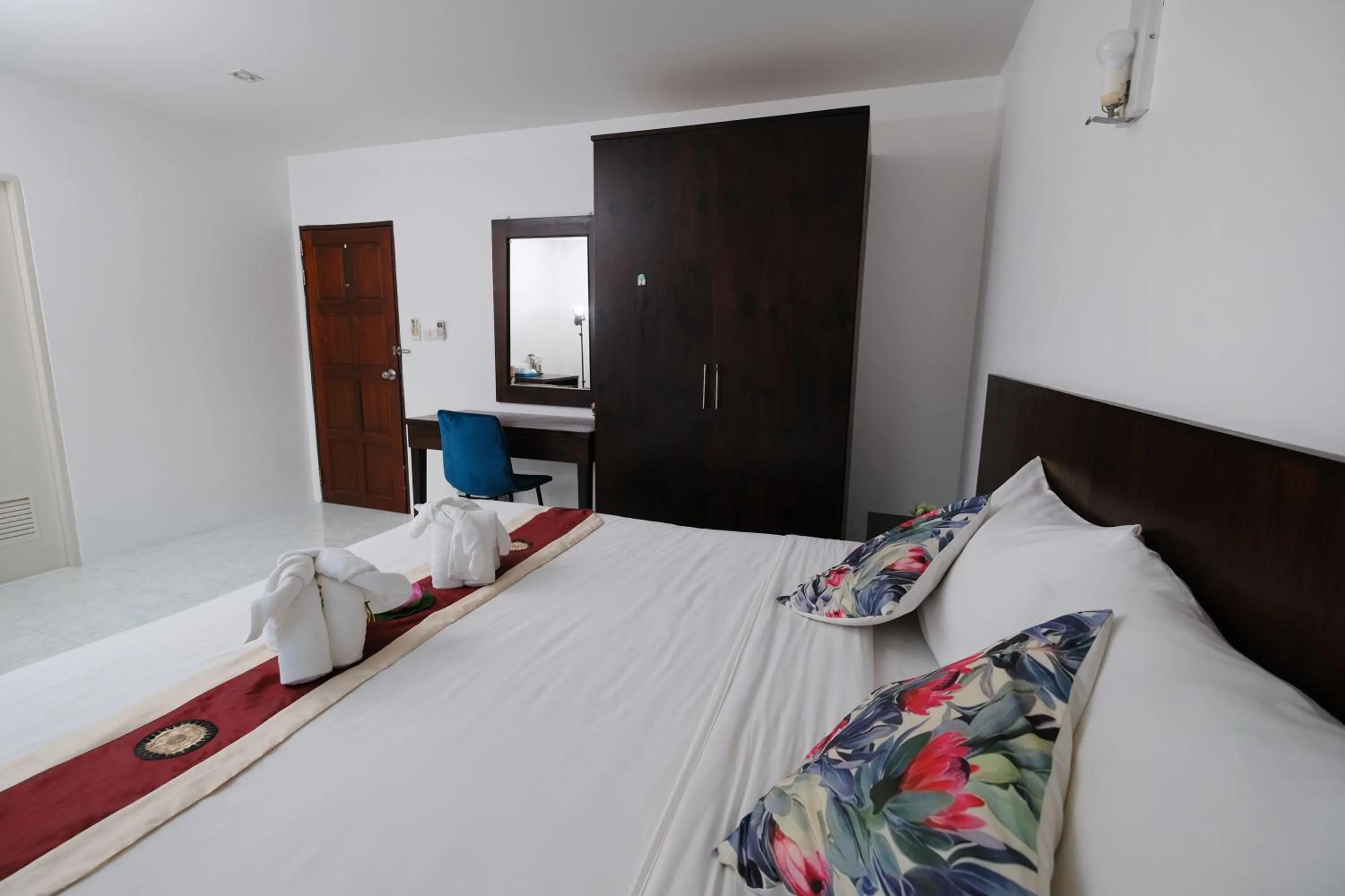 Bed in Kiwi Boutique Hotel