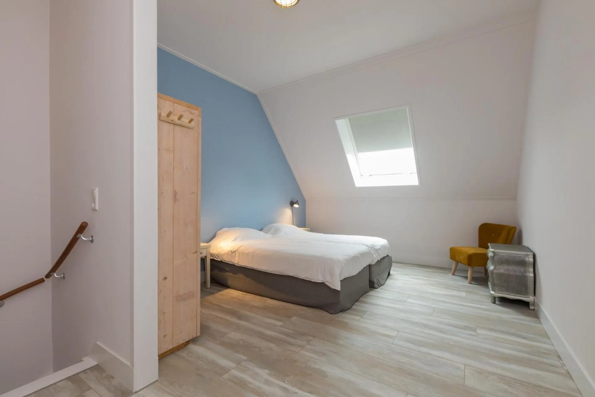 Photo of the whole room, Bed in Ride by the Sea Guesthouse