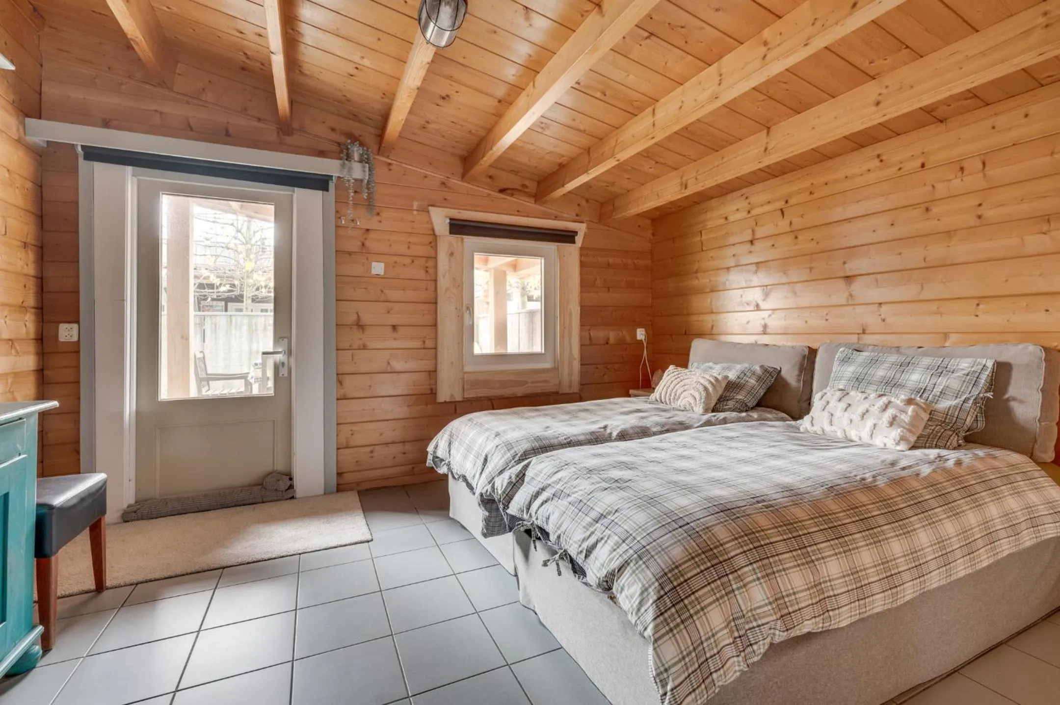 Bedroom, Bed in Ride by the Sea Guesthouse
