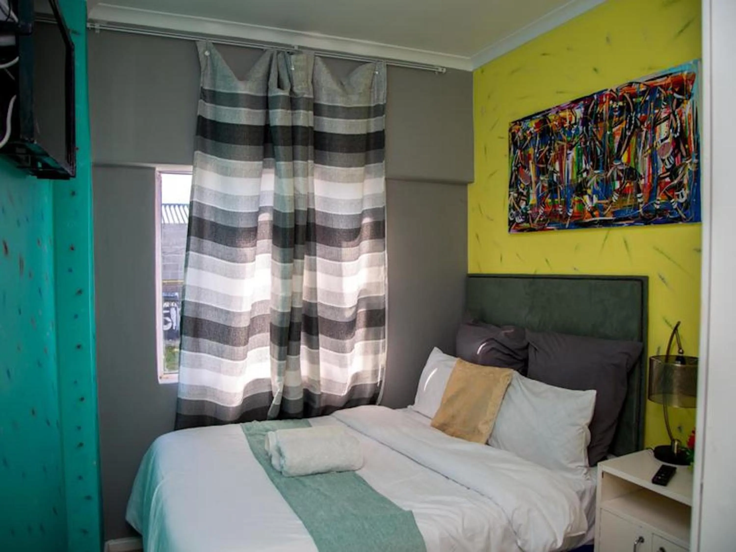Bed in Relaxing guest House in The heart of Ndabeni