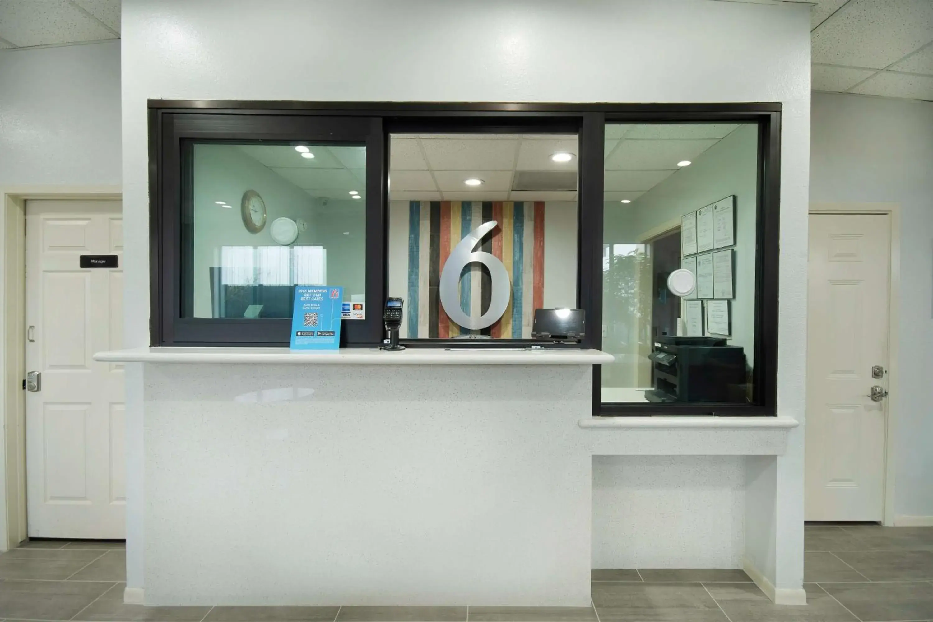 Lobby or reception in Motel 6 Houston, TX - I-10 West Lobby or reception in Motel 6 Houston, TX - I-10 West
